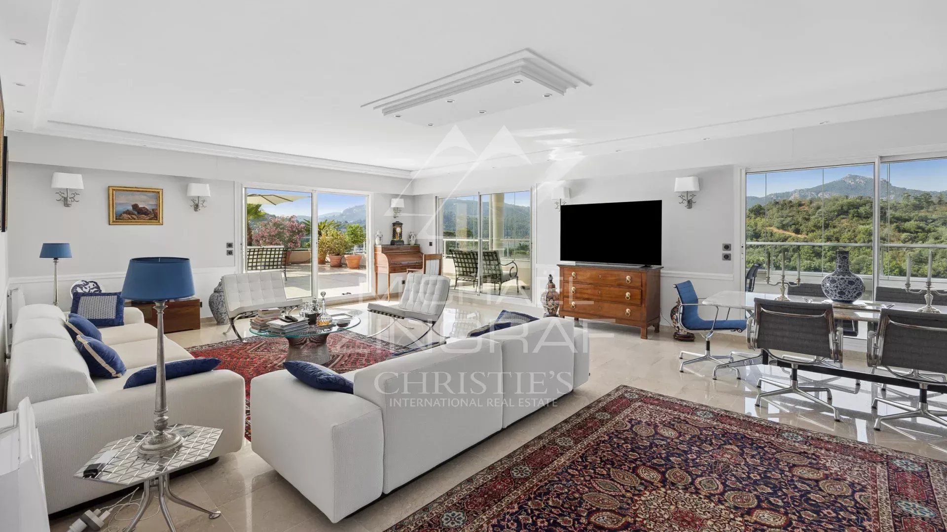 Mandelieu Riviera Golf – Top-Floor Apartment – Close to Cannes
