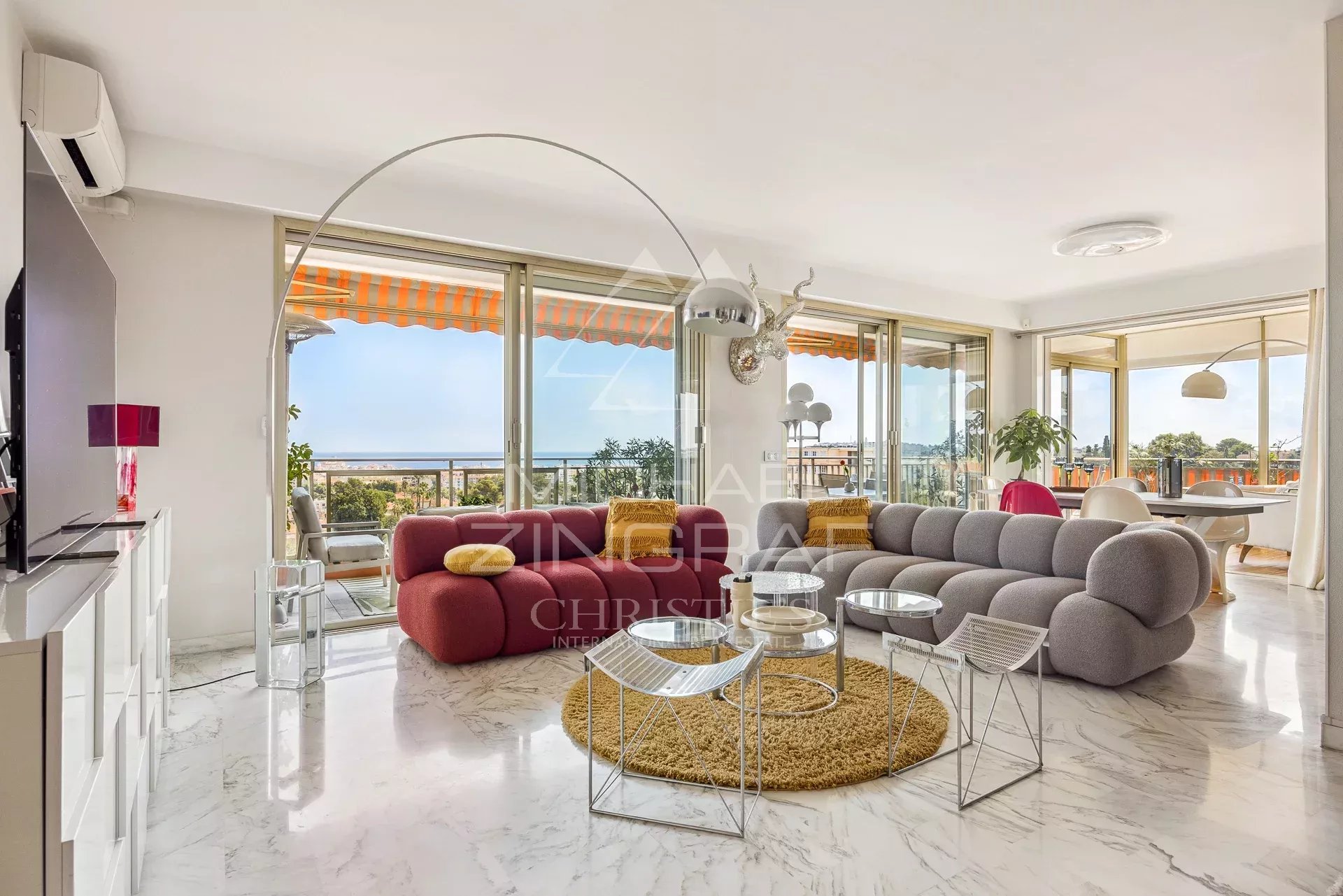 Exclusivité Prestige et Vue Mer au Cœur d’Antibes : Élégant 4 Pièces dans Résidence de Standing