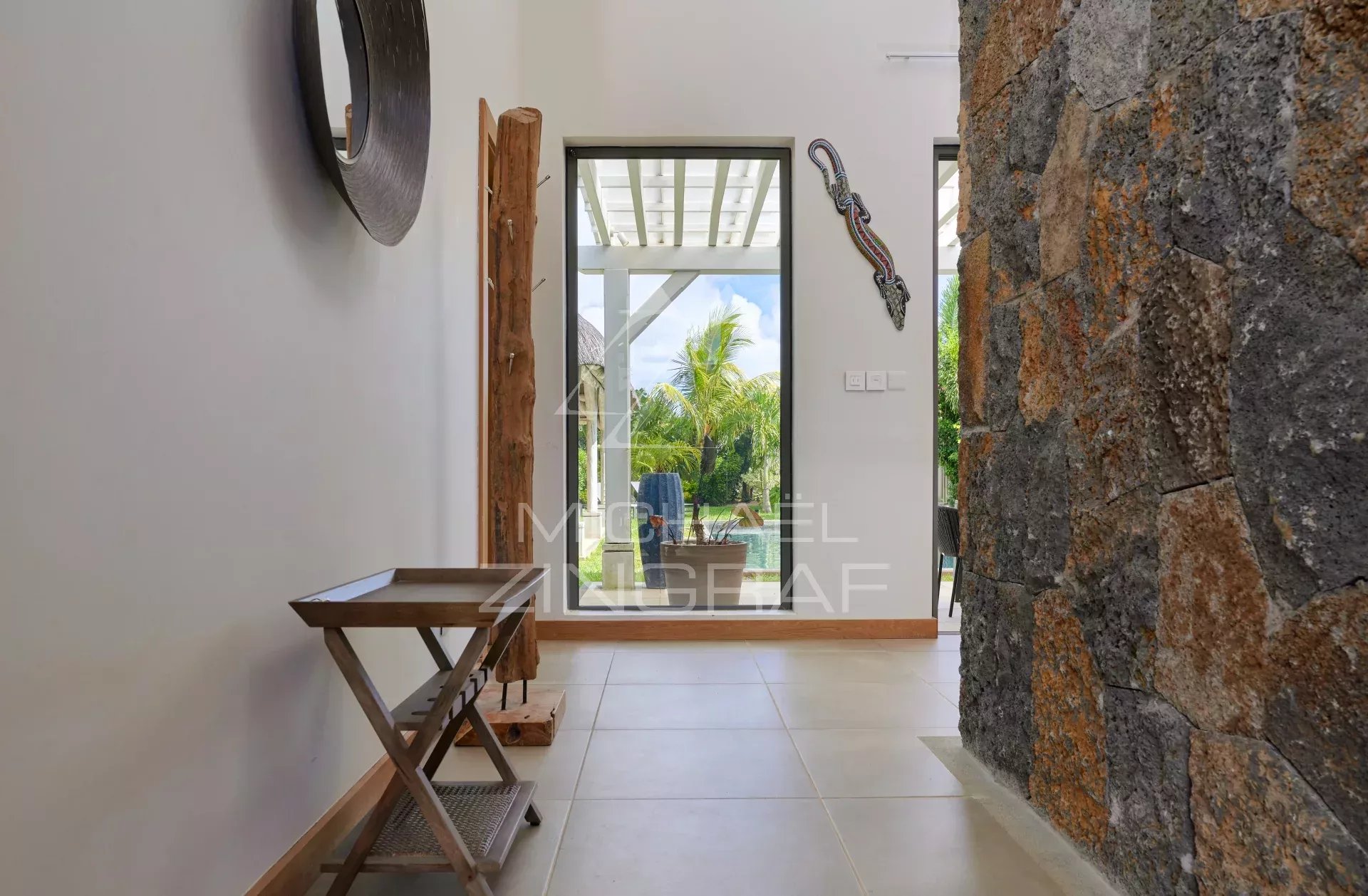 Villa de 4 chambres dans résidence sécurisée à Grand Baie