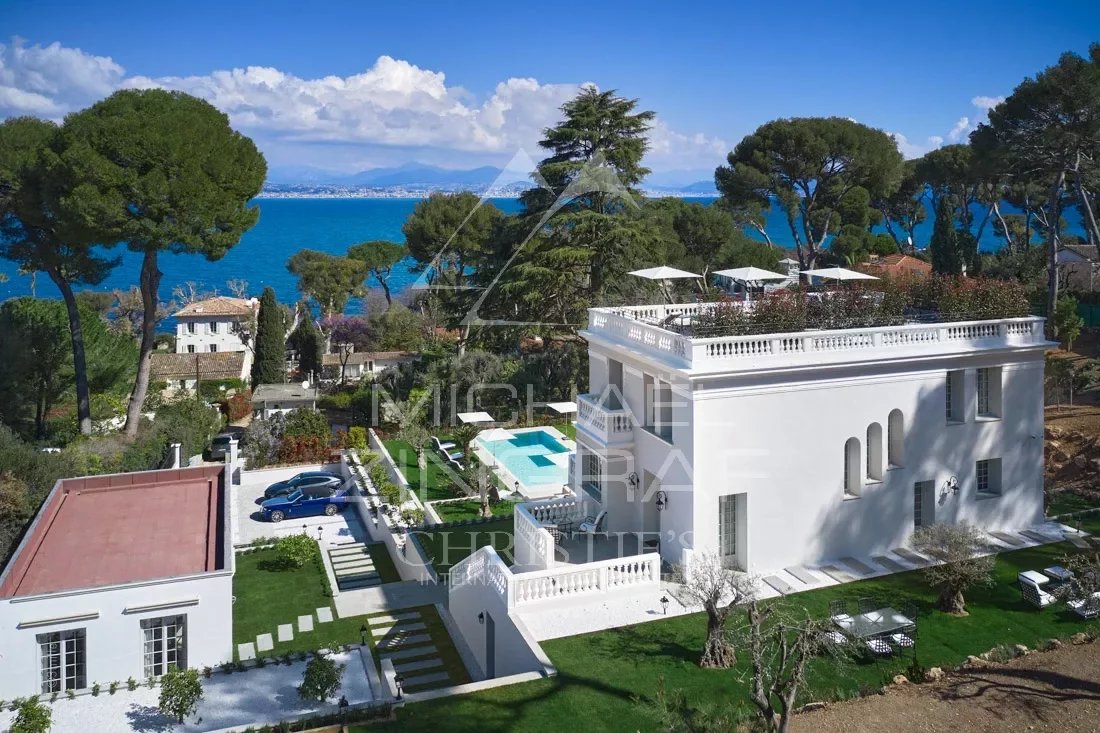 Luxuriously renovated "Belle Epoque" villa