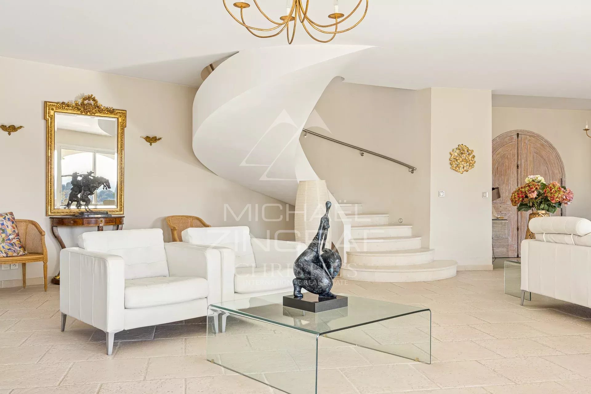 Außergewöhnliche Villa mit Panoramablick auf Saint-Paul de Vence