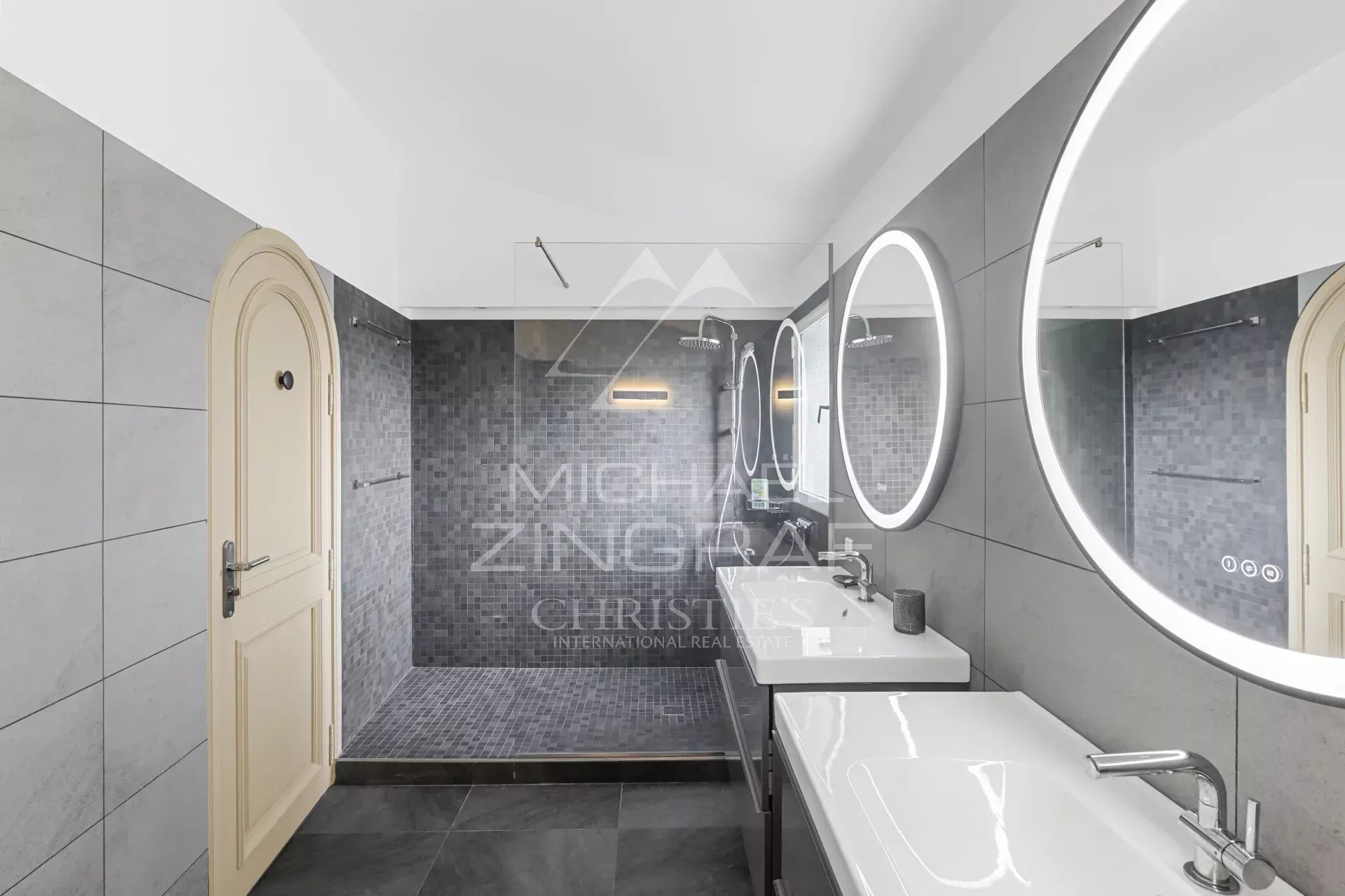 Mougins - Charming Couelle's style villa