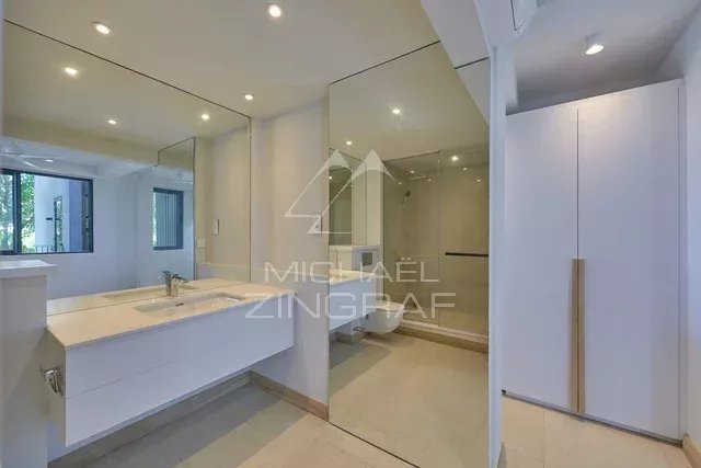 Exceptional Duplex in Pointe aux Canonniers