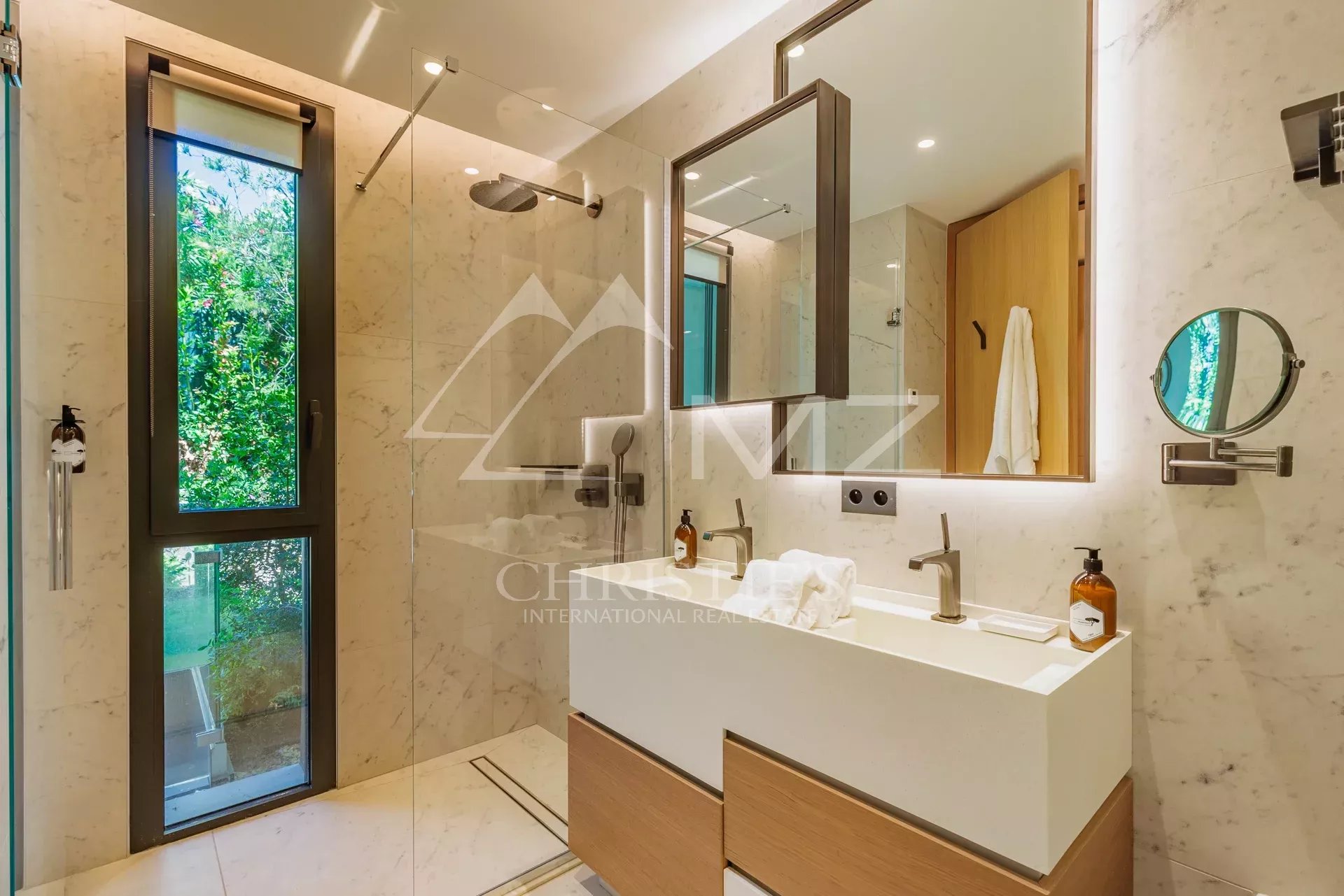 Ramatuelle - Tahiti - Magnifique villa moderne