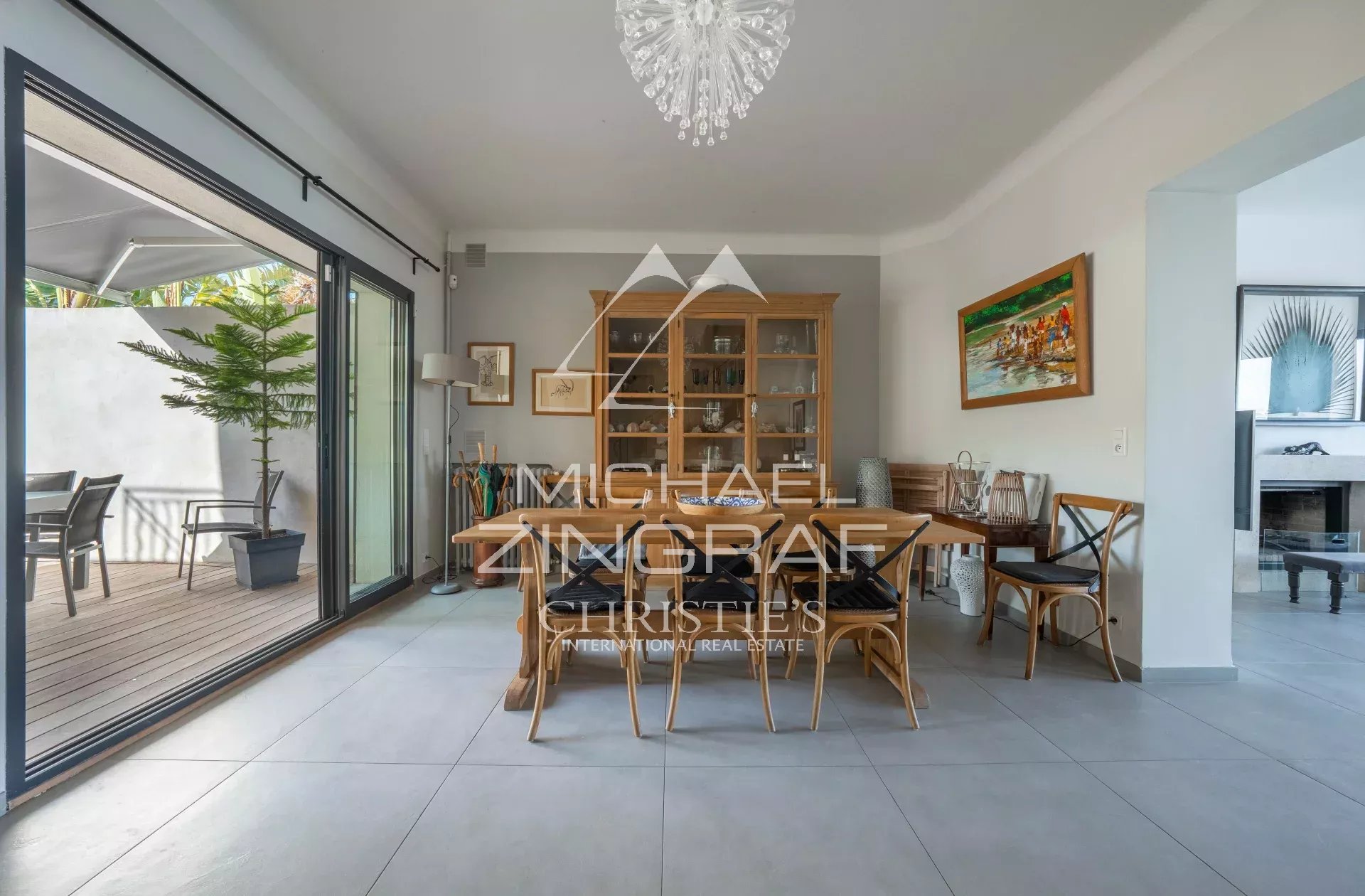 Waterfront house with pool, Montredon, Marseille 8th arrondissement