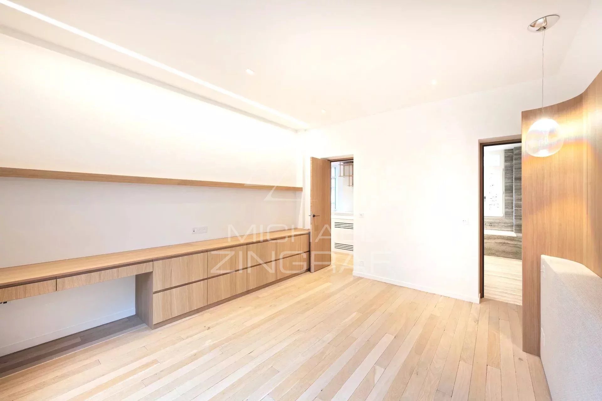 A vendre - Triangle d'or - 3 Suites - Parfait Etat - Clim