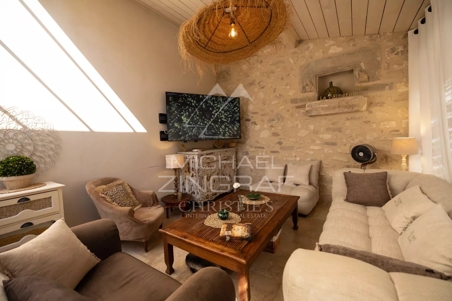 Exclusivité - Proche de l'Isle-sur-la-Sorgue - Magnifique maison de maître rénovée avec piscine