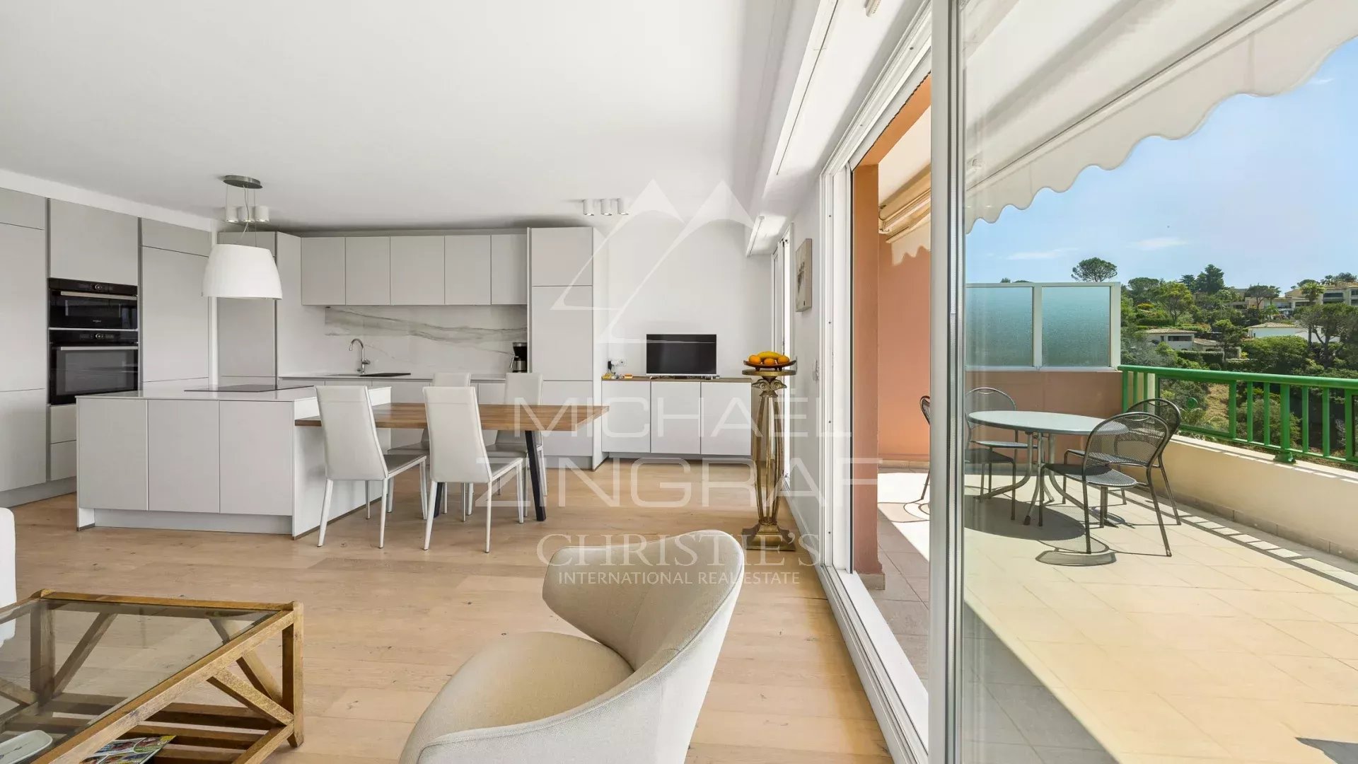 Appartement lumineux dans résidence sécurisée
