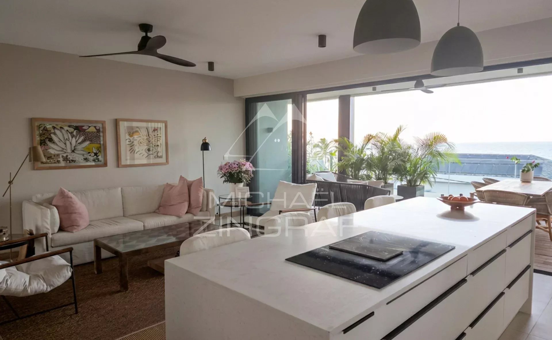Penthouse avec vue mer – Pointe aux Canonniers