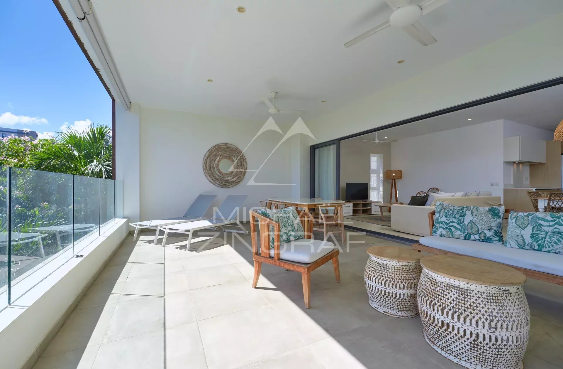 3-Bedroom Apartment in a Secure Residence in Pointe aux Canonniers