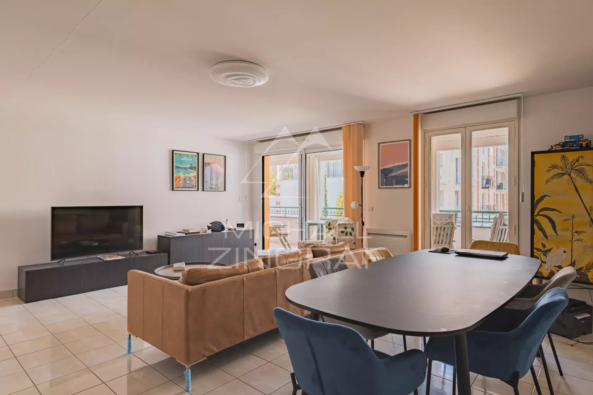 Arcachon Zentrum — Großzügige Wohnung in der Nähe von Markt und Strand