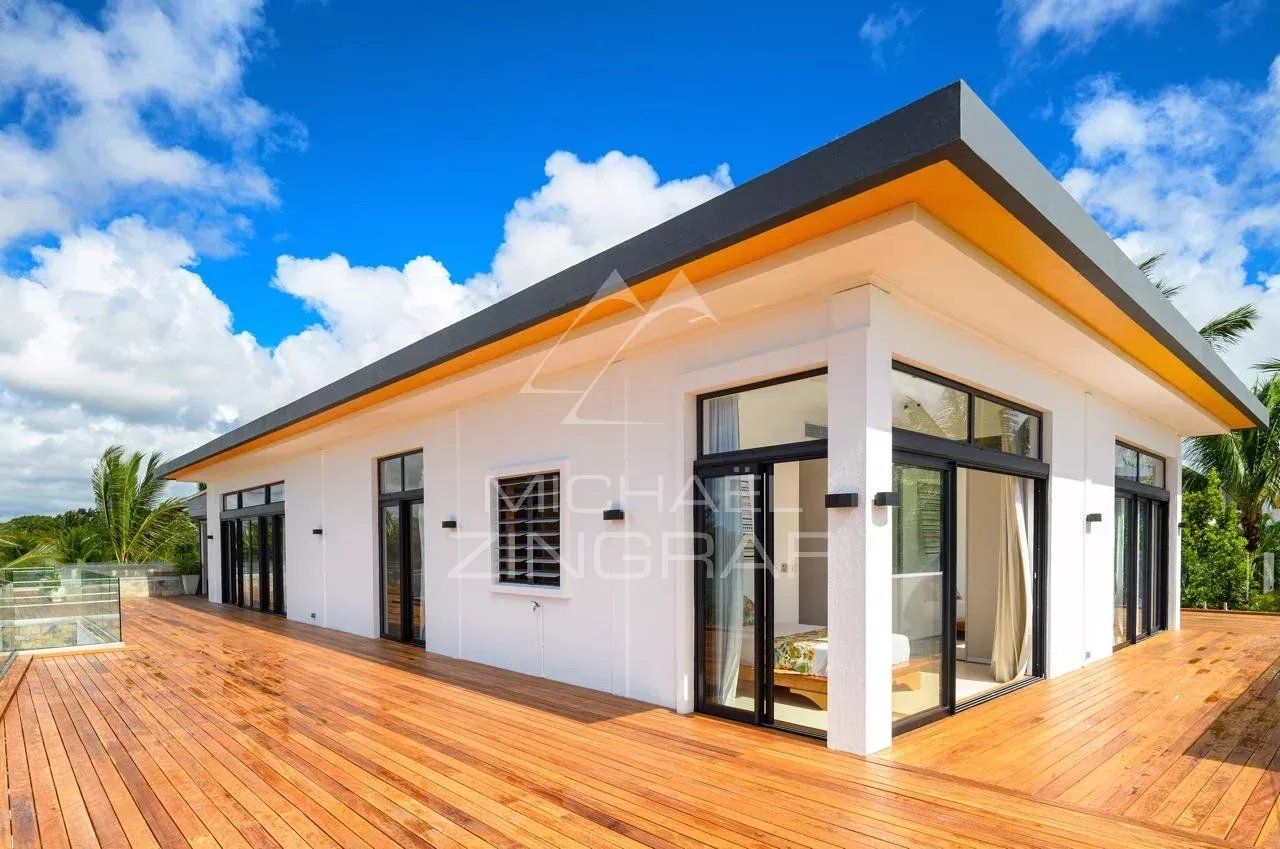 Penthouse d’Exception de 4 Chambres avec Vue Panoramique sur le Lagon à Azuri Golf & Beachfront Village