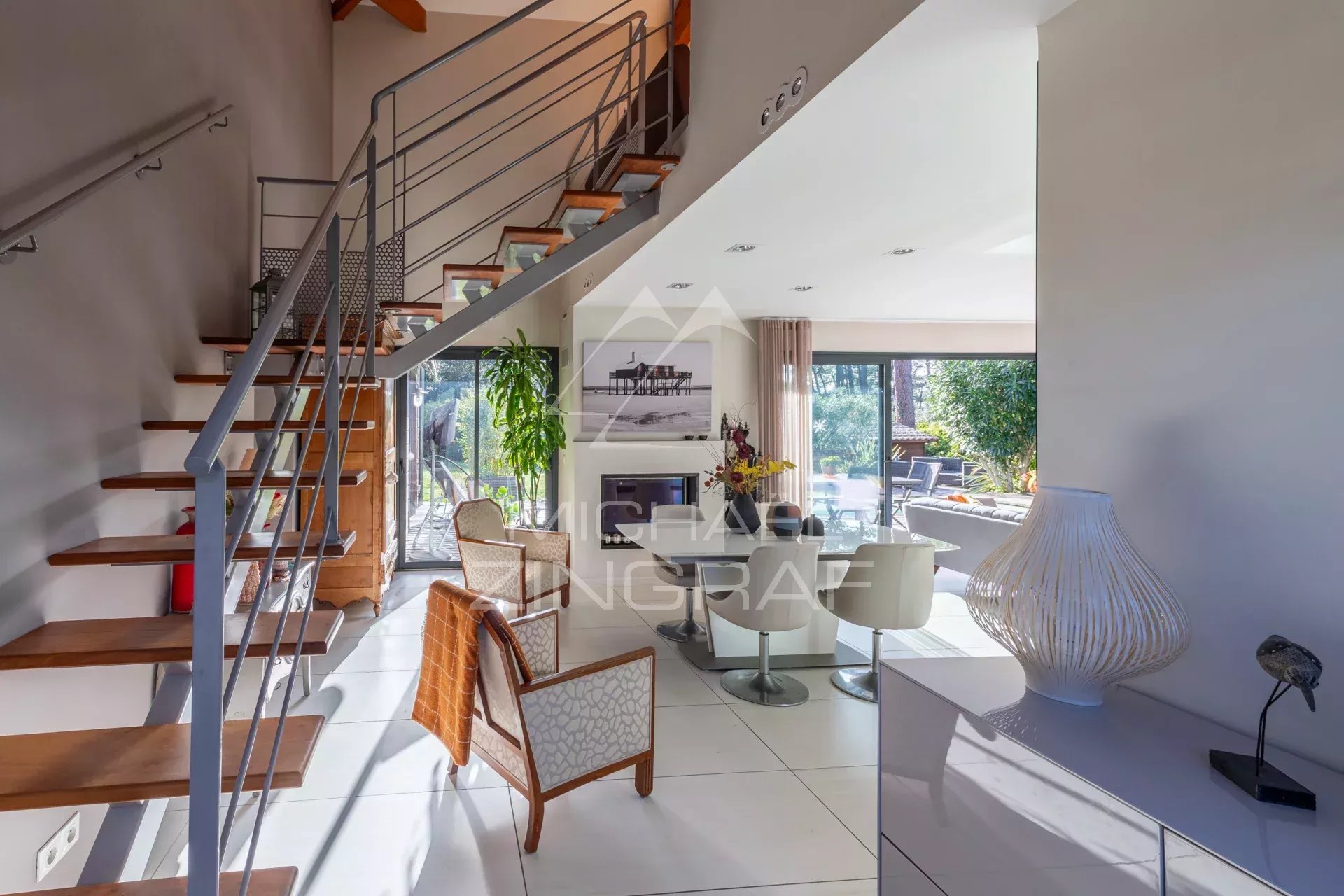 Abatilles – Maison Familiale en Environnement Résidentiel Très Recherché