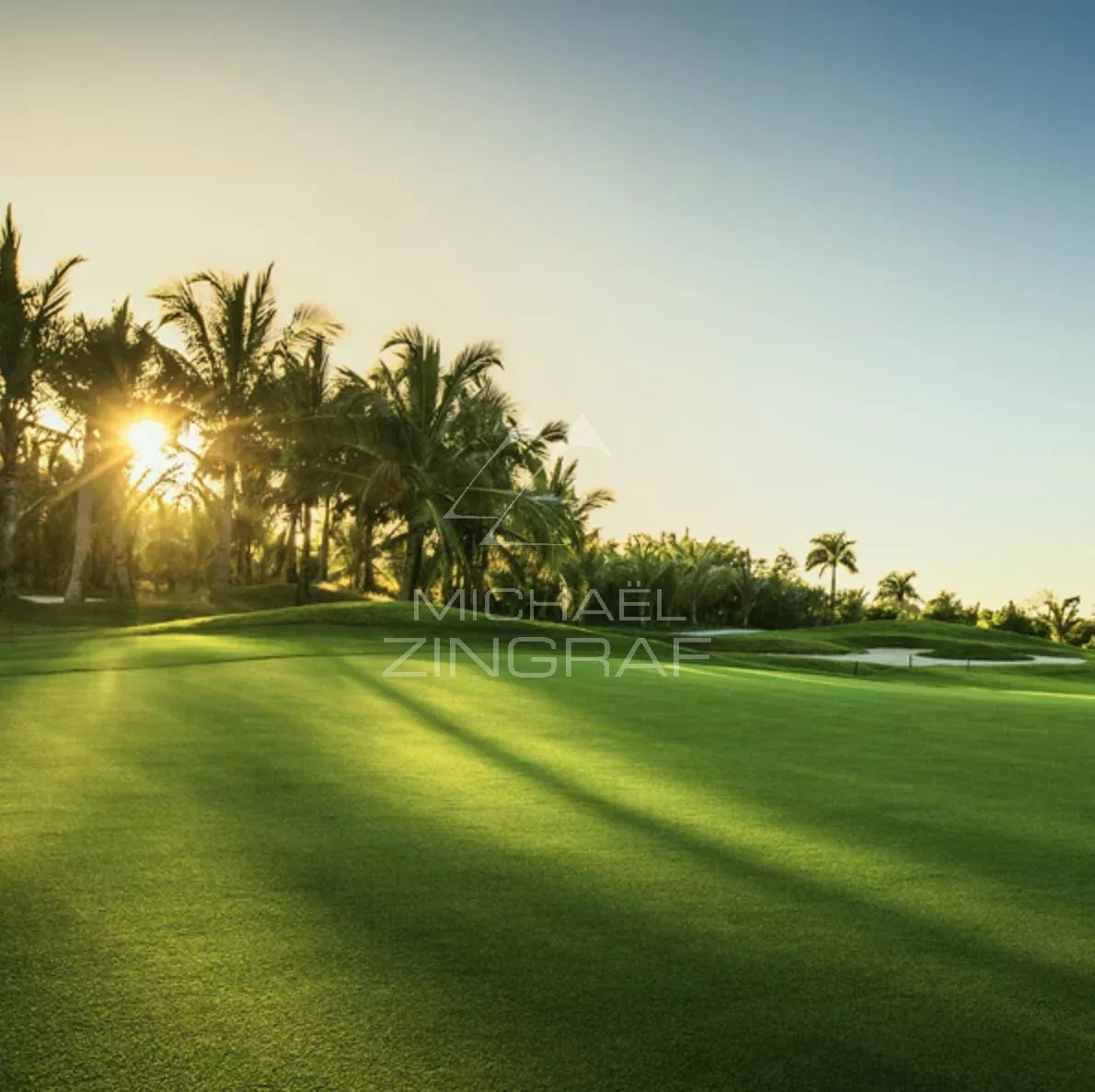 Stunning Penthouse with Panoramic Sea View