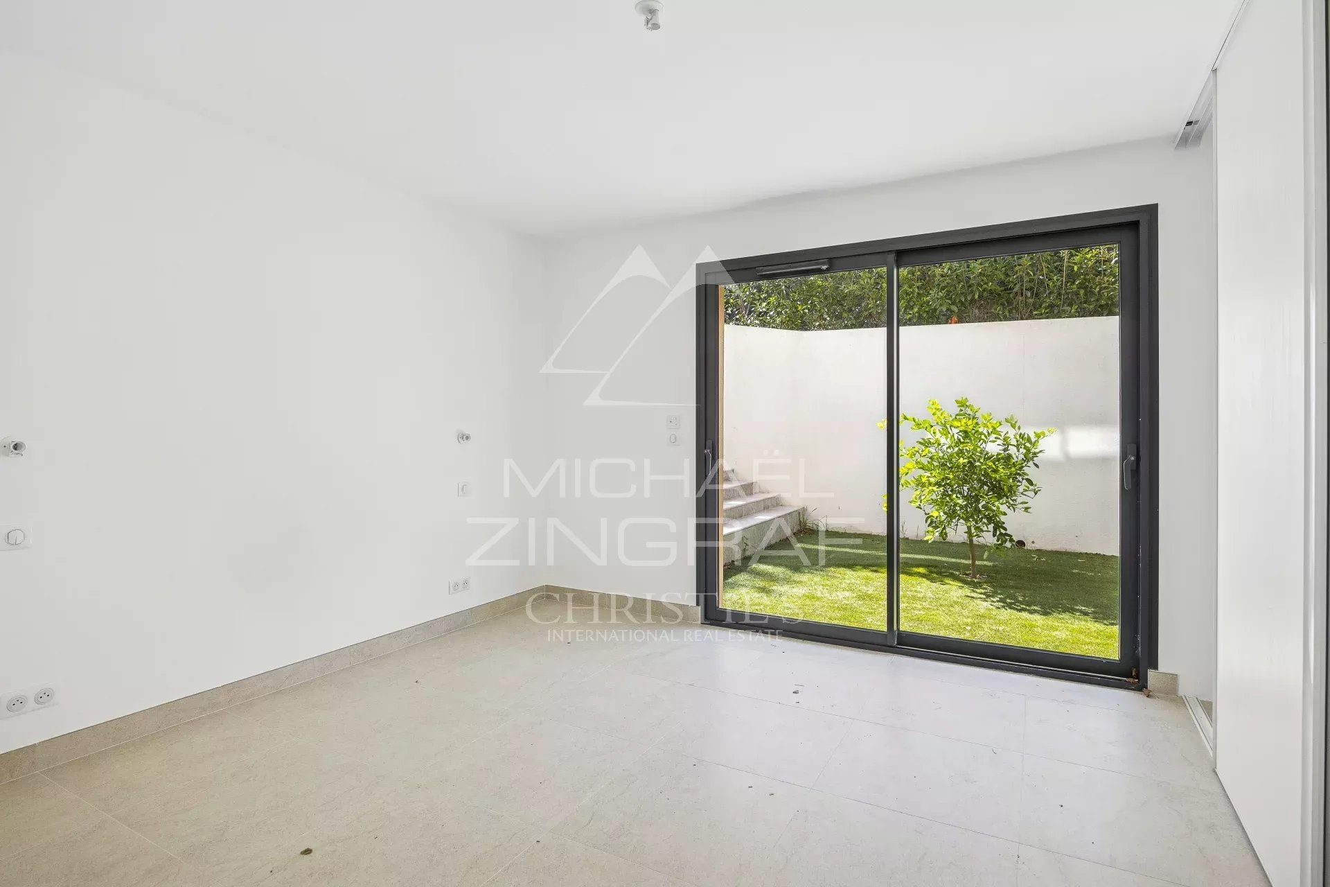 Saint-Raphaël - New apartment in a sought-after neighborhood