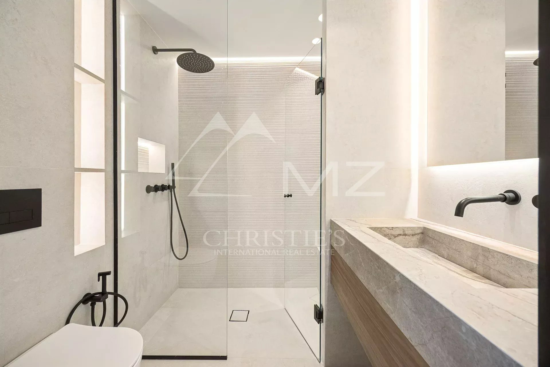 Cannes Oxford, Magnifique vue mer et Estérel