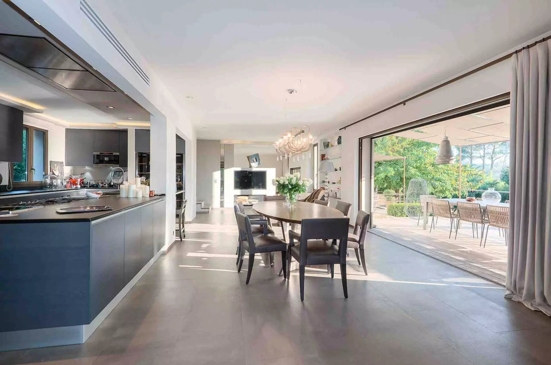 Mougins - Superb renovated Bastide