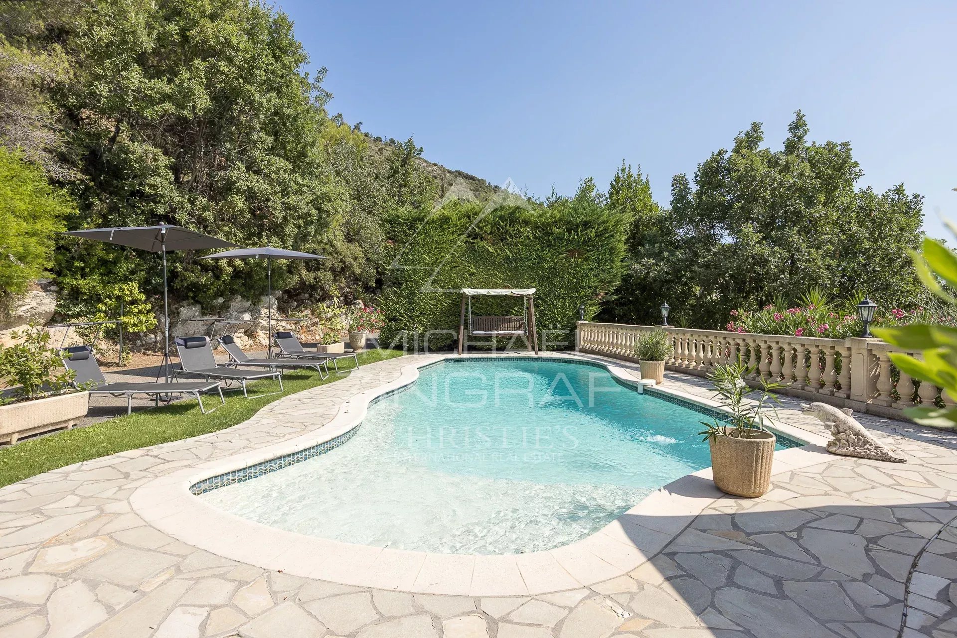 Close to Nice – Aspremont – Charming property with panoramic views