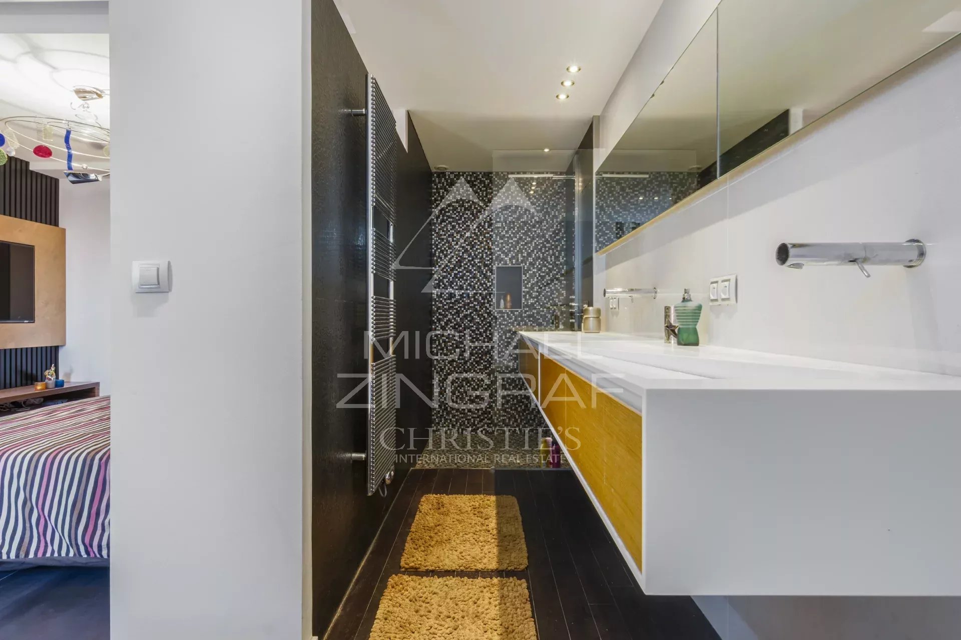 ANTIBES – LOFT D'ARCHITECTE D'EXCEPTION