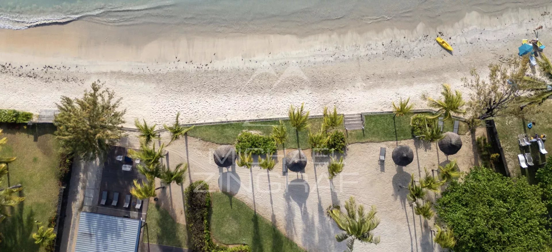 UNIQUE PIEDS DANS L'EAU  – PEREYBERE