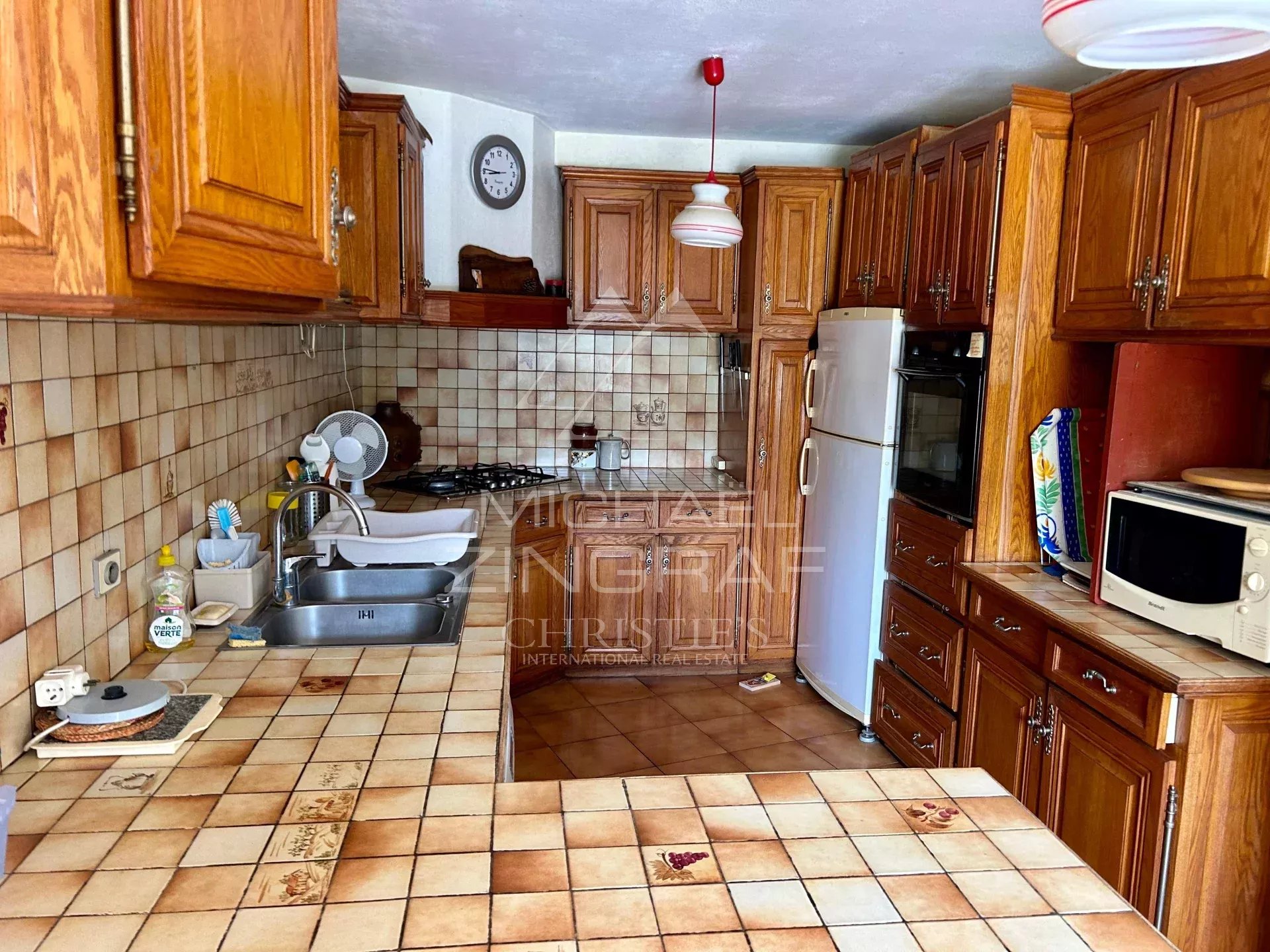 Charming property to renovate