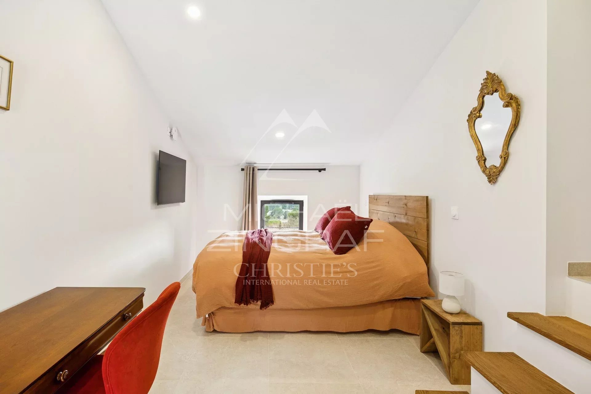 Renovierter Schafstall aus dem 18. Jahrhundert mit Panoramablick