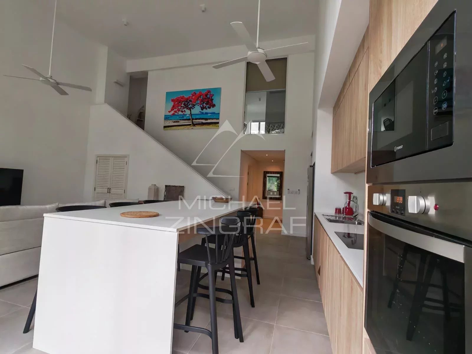 3-Bedroom En Suite Duplex in Pointe aux Canonniers