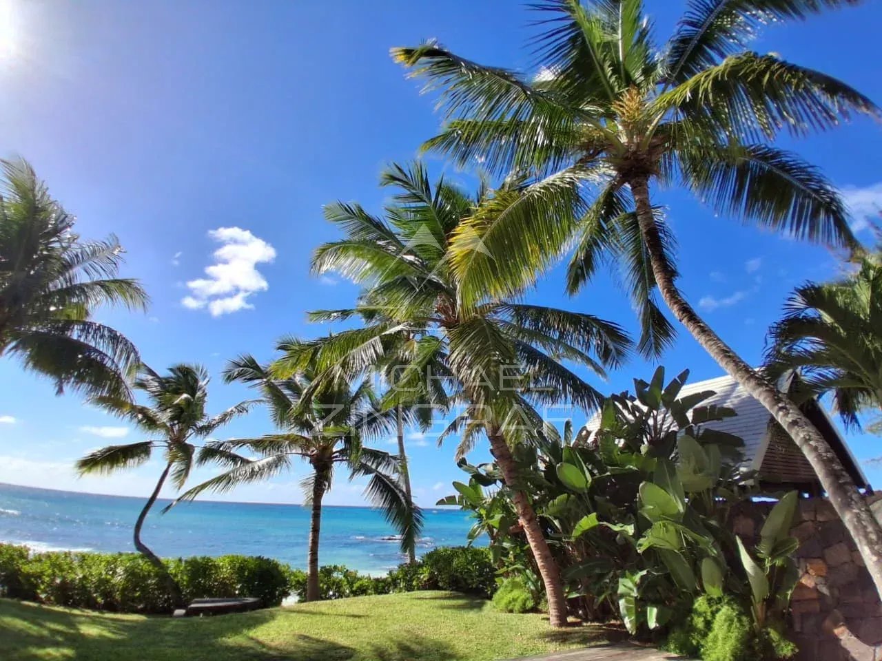 Mauritius - Rare opportunity : Luxury villa by the sea near Grand Bay - Pointe aux Canonniers