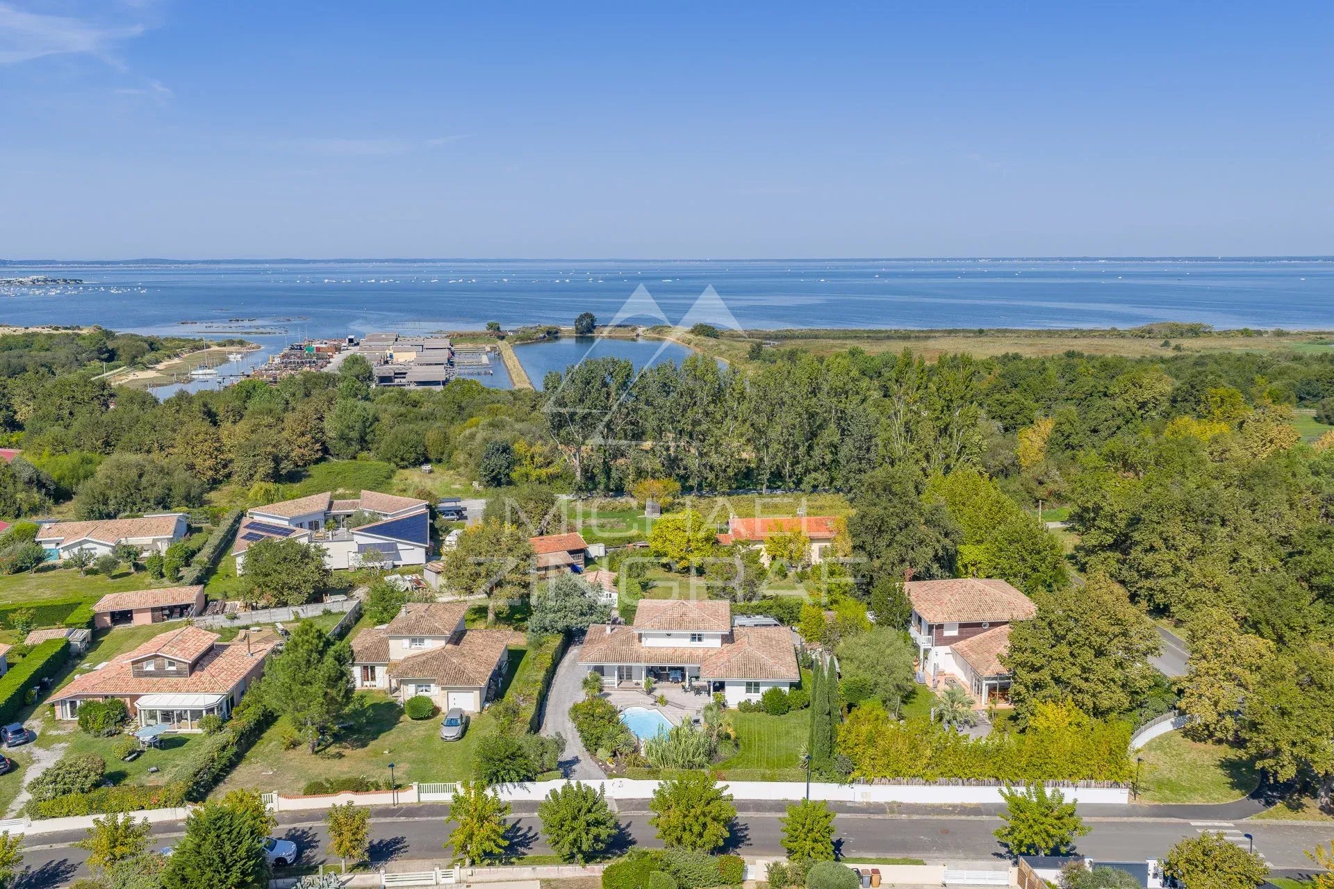 Villa familiale - Harmonie et douceur de vivre au Port du Rocher