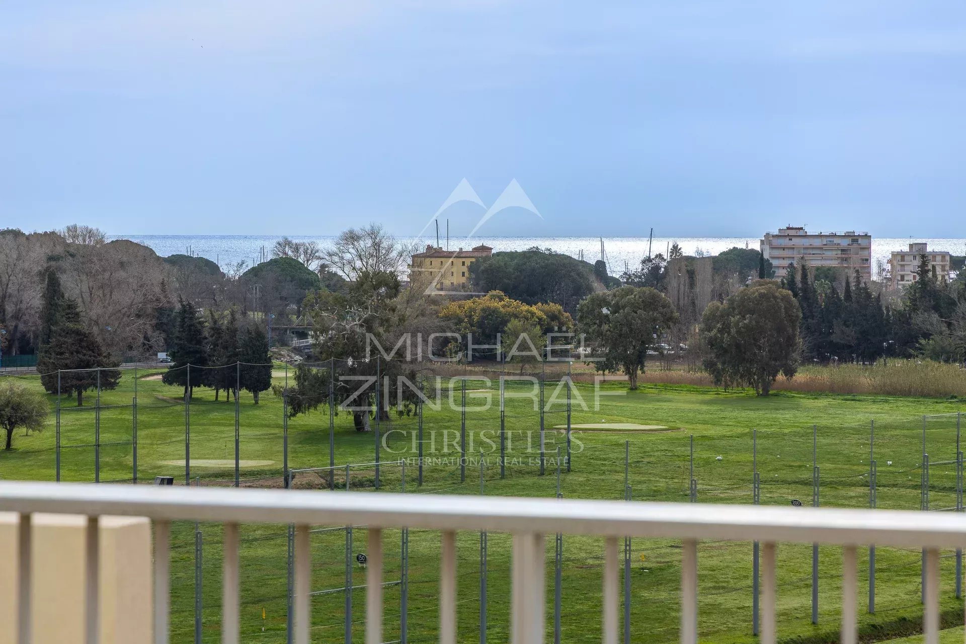 APPARTEMENT VUE MER AU COEUR DE LA VILLE