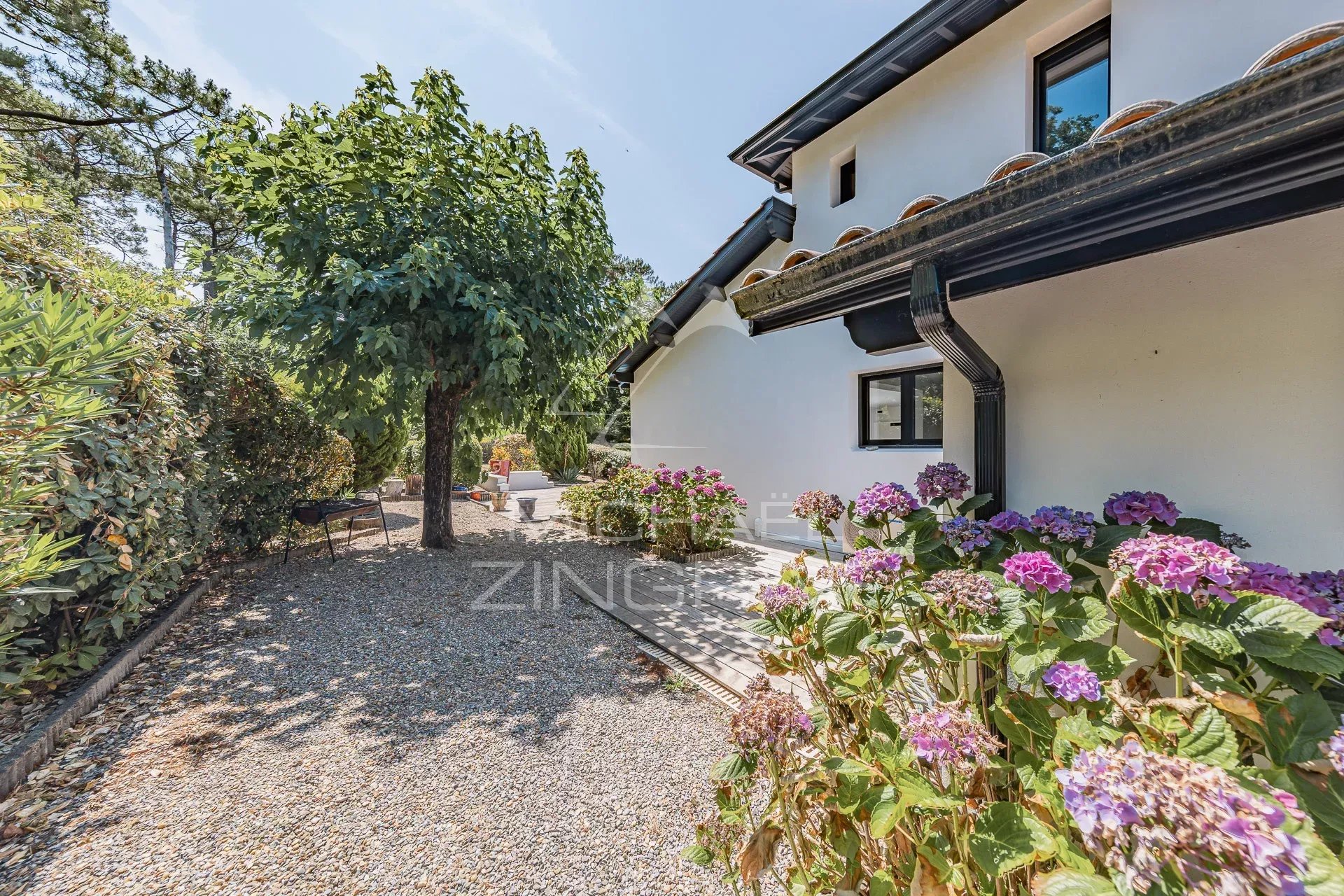 Pyla-sur-Mer – House with Swimming Pool
