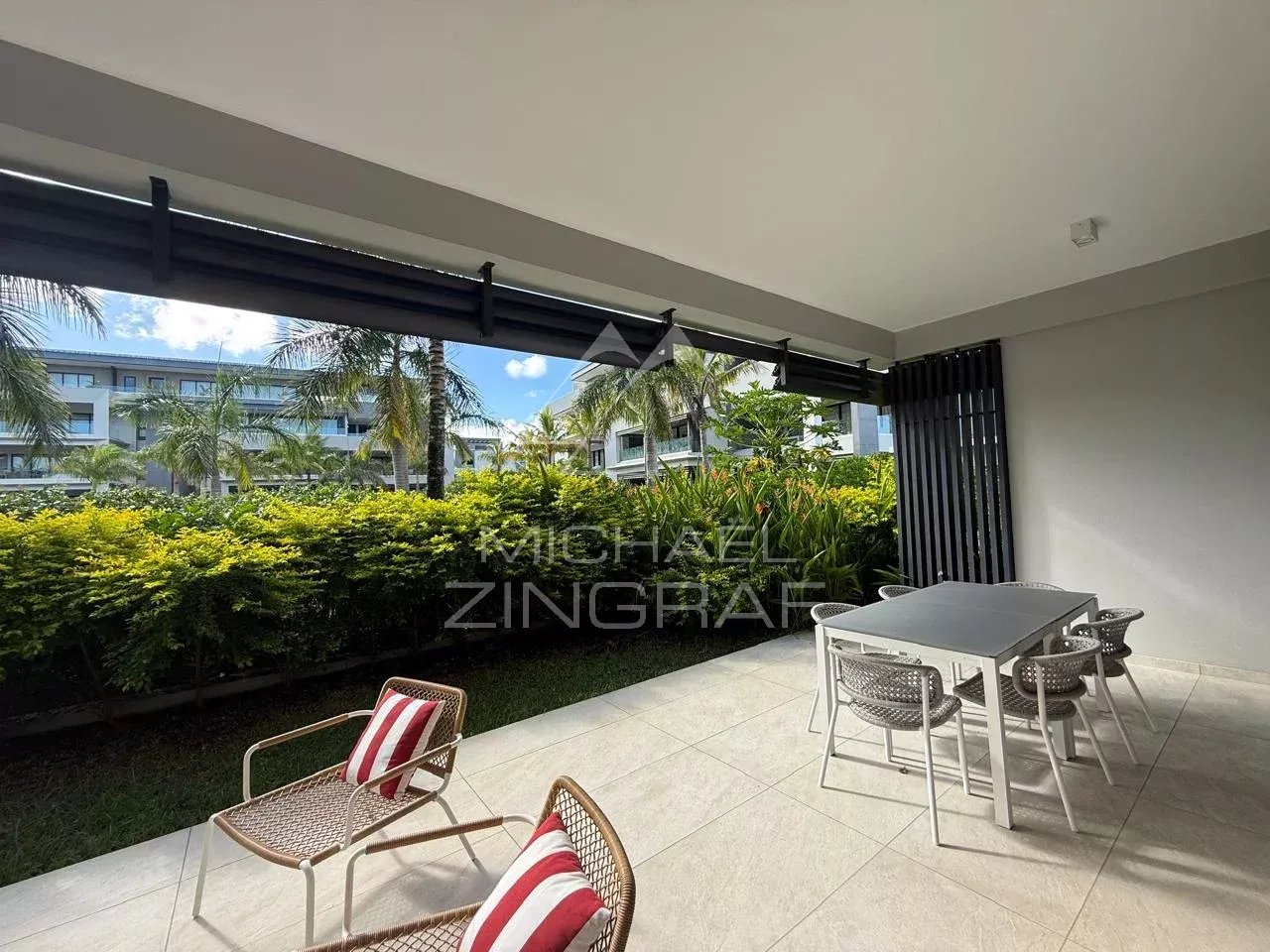 Élégant appartement 2 chambres en rez-de-jardin à Mont Choisy