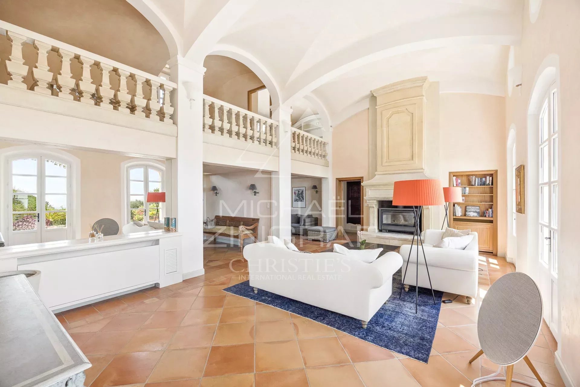 Magnifique propriété avec vue mer panoramique à pieds du village