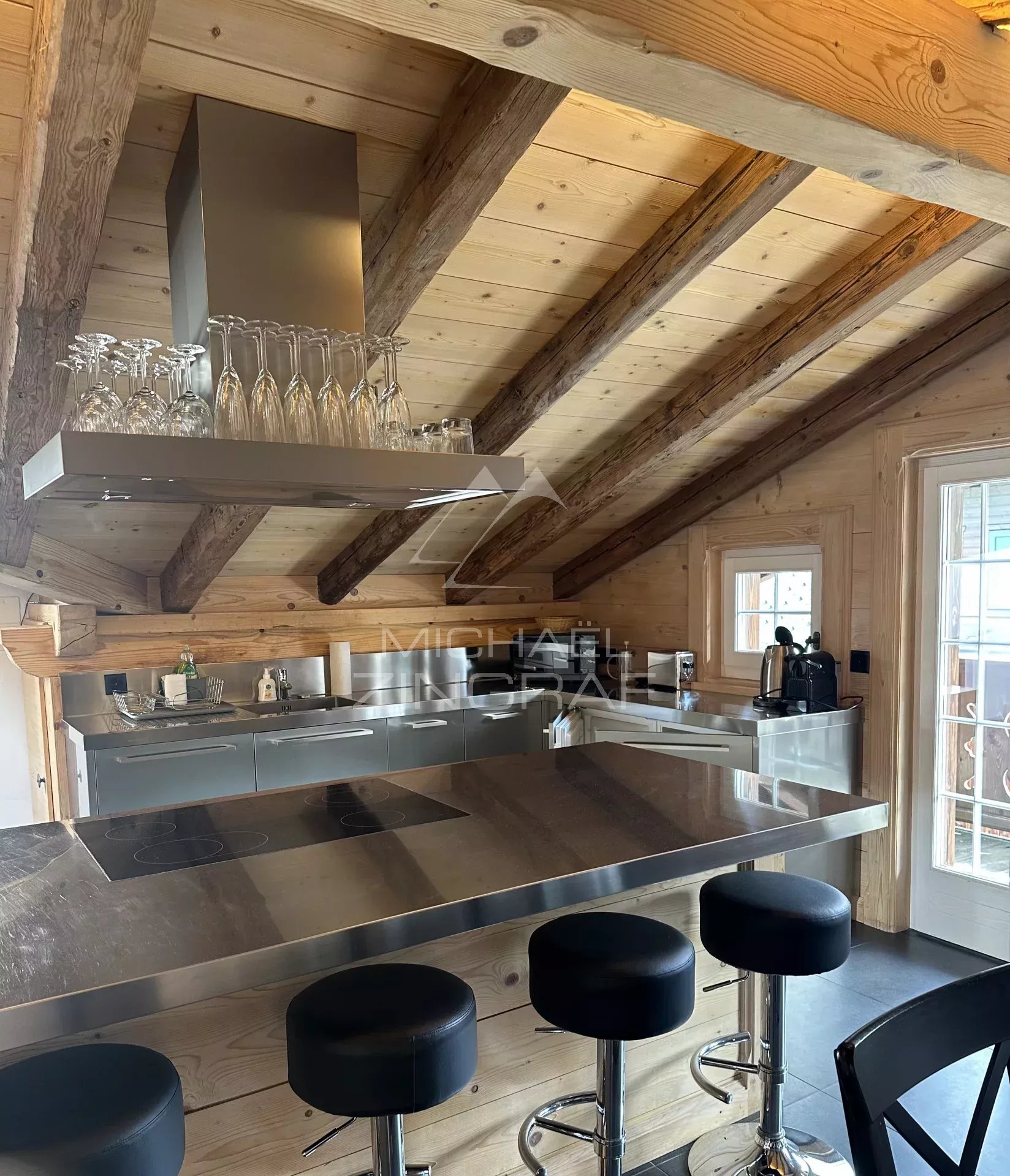 Attique chic à proximité du centre de Gstaad