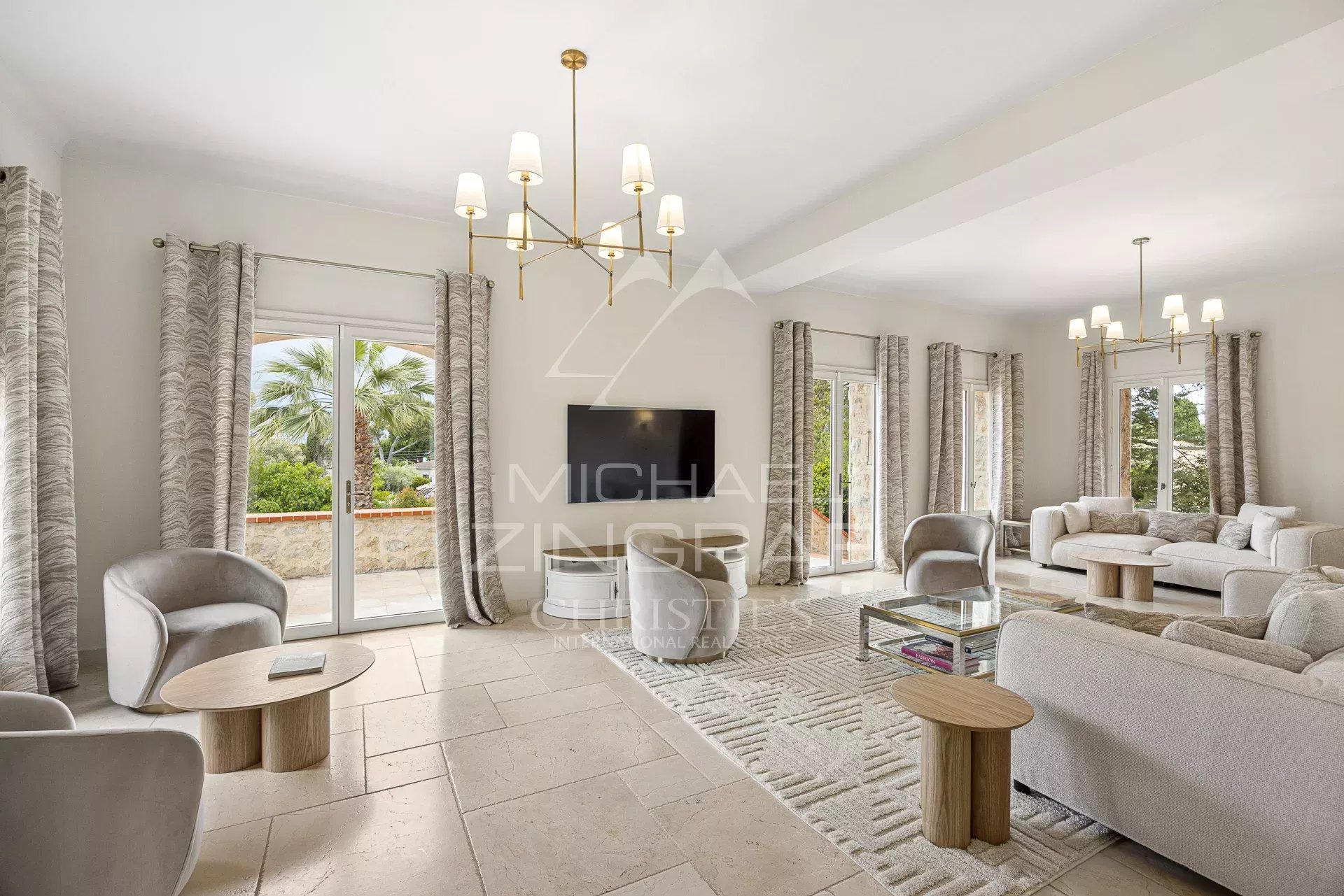 Cap d’Antibes — Versant Ouest Propriété d’exception avec vue mer