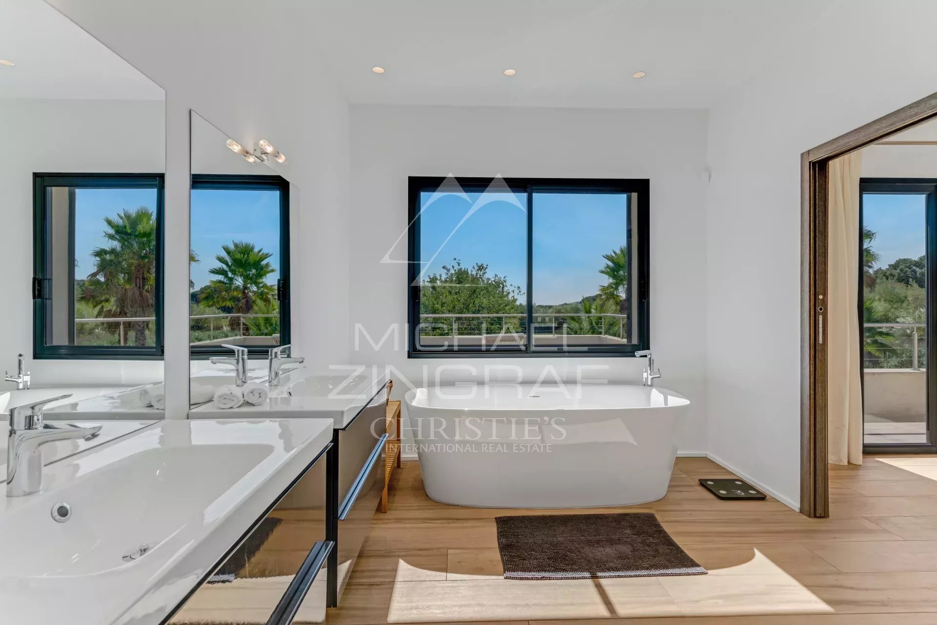 Saint-Tropez – Villa contemporaine à deux pas de Pampelonne