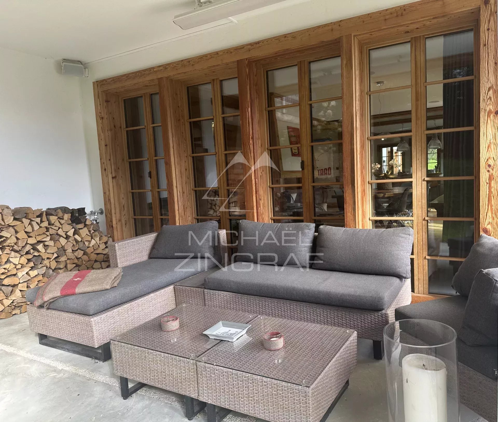 Superbe chalet contemporain à proximité du centre de Gstaad