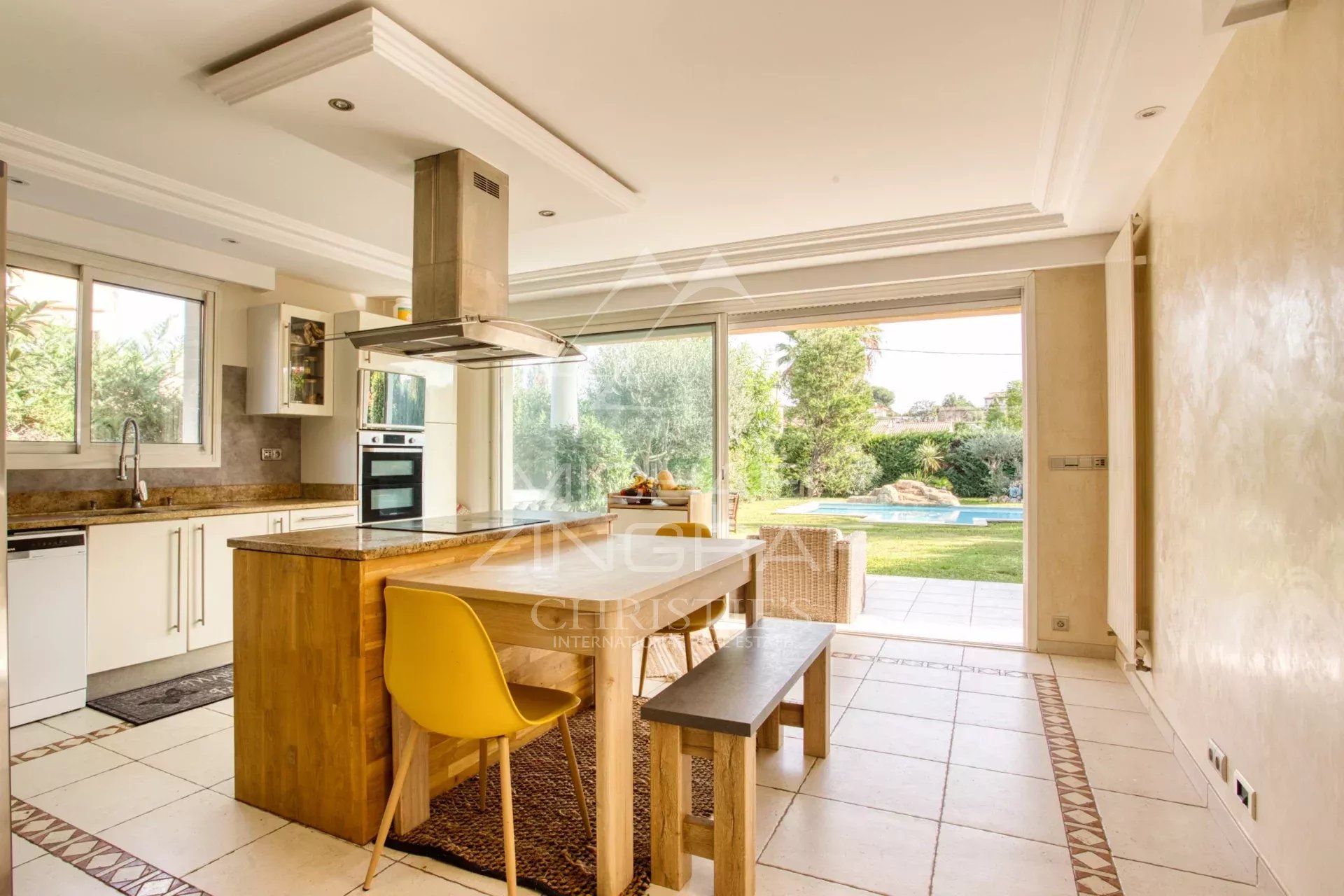 Antibes Théâtre Anthéa - Belle villa avec piscine