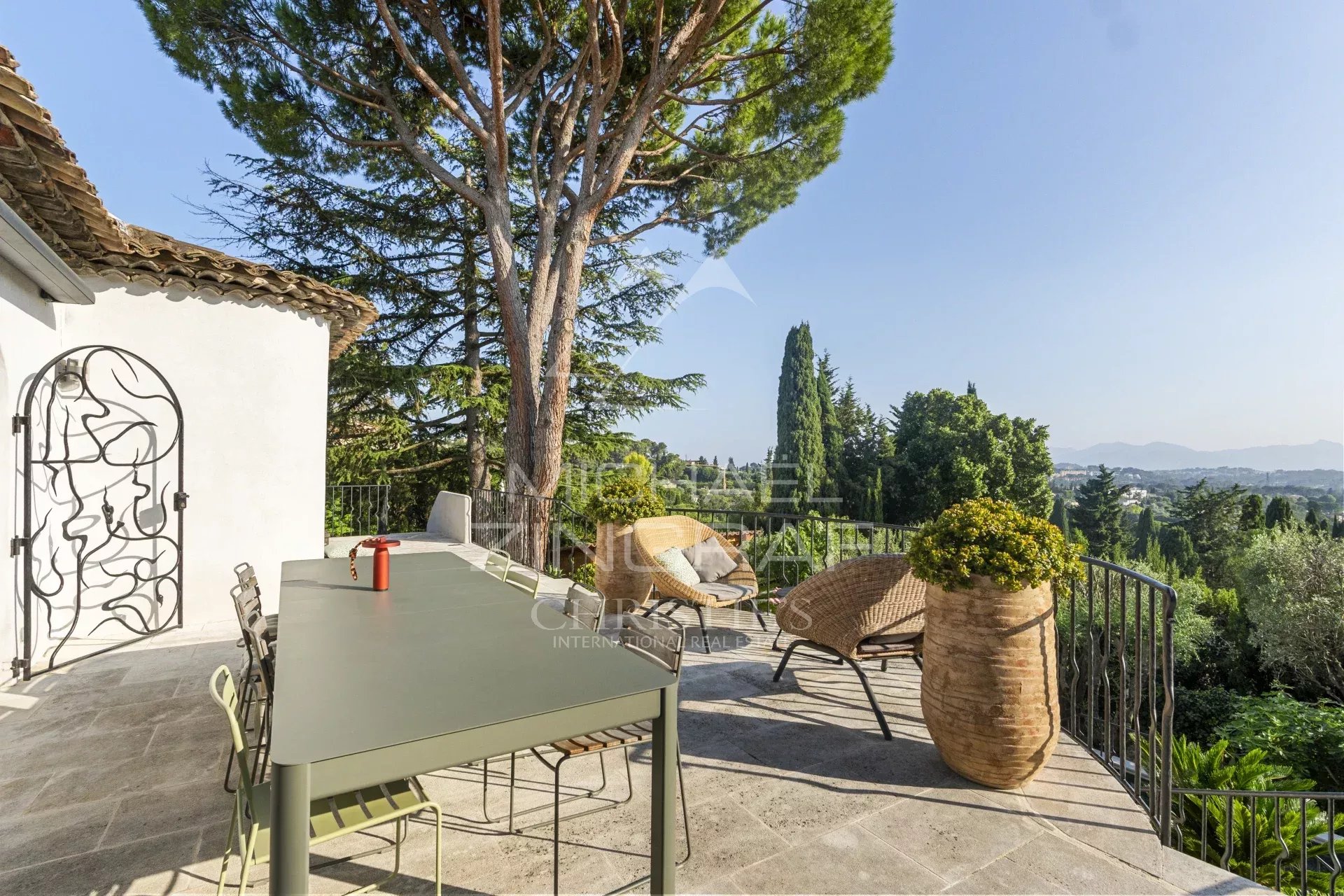 Mougins - Renovated Provençal villa with panoramic views of the Estérel
