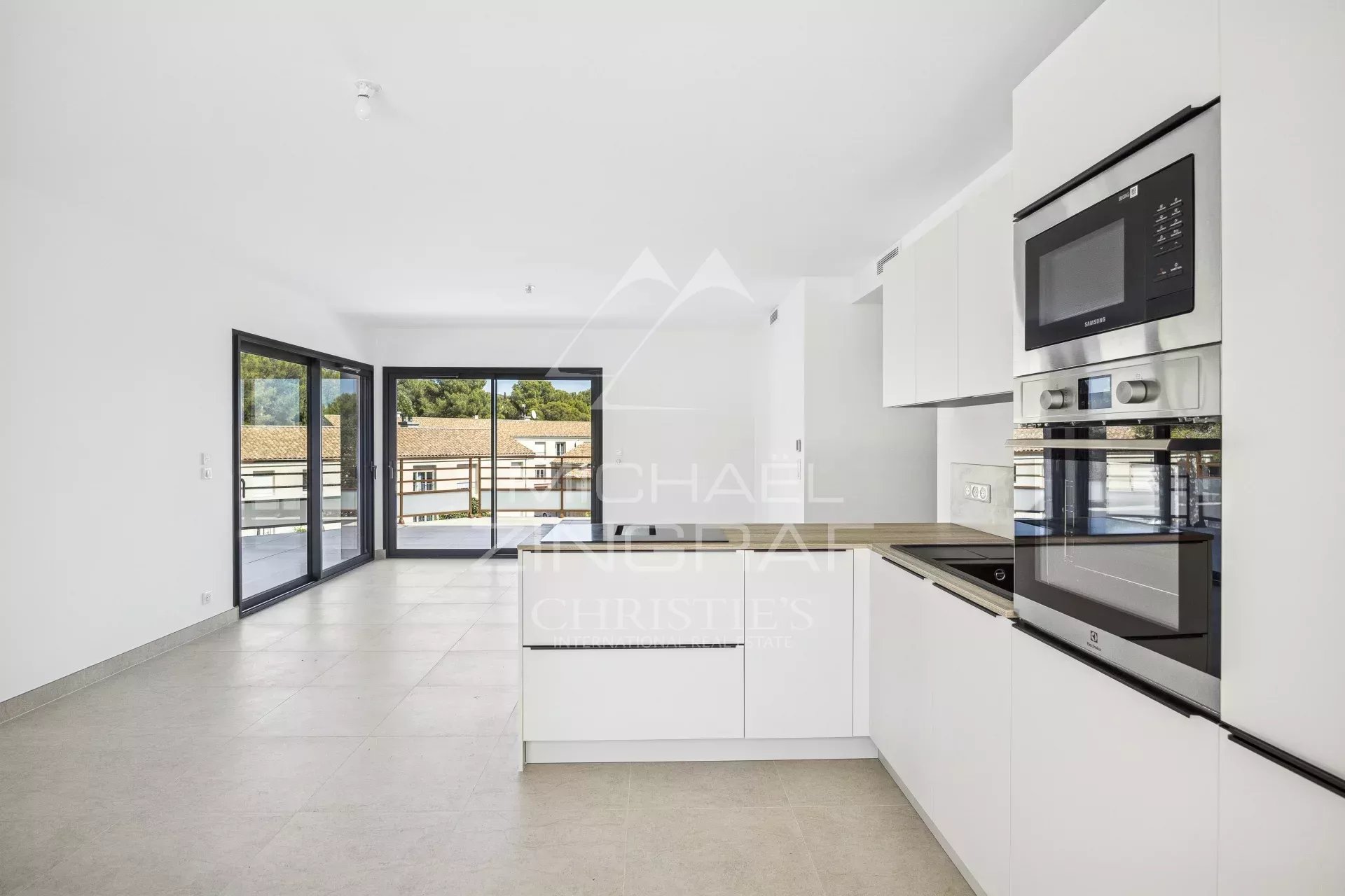 Saint-Raphaël - New apartment in a sought-after neighborhood