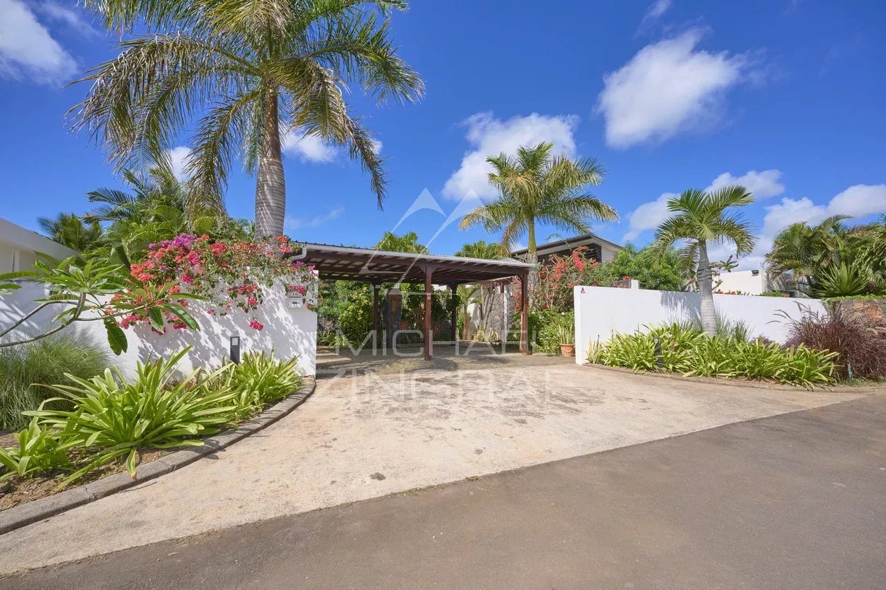 Villa in a Secure Residence in Grand Bay