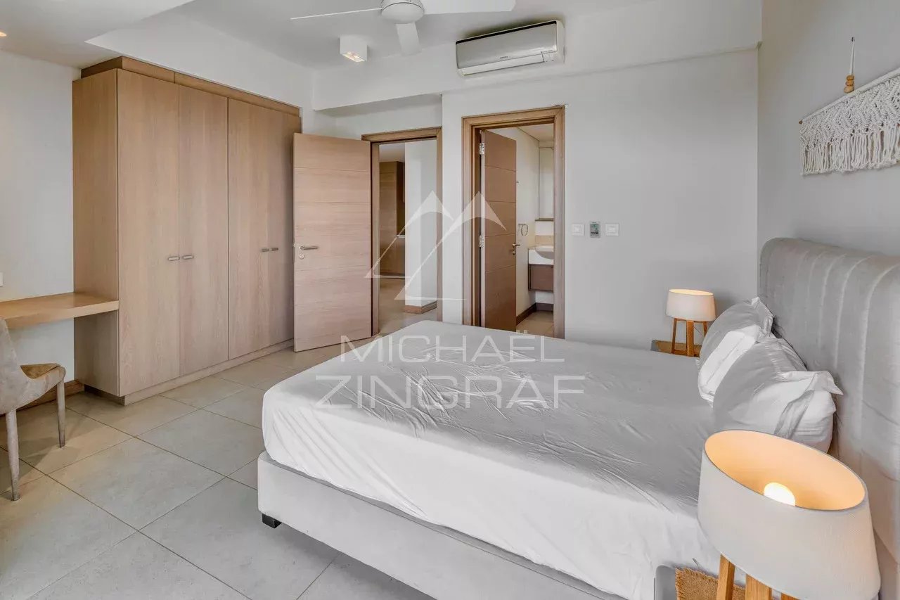 Penthouse with Golf View – Mont Choisy