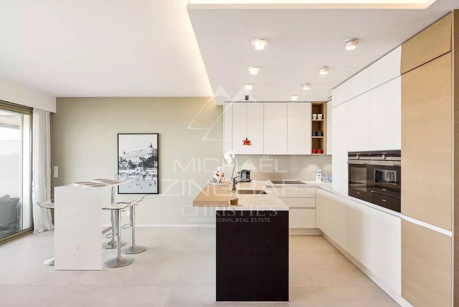 Cannes - Croisette - Wunderschöne Wohnung mit 2 Schlafzimmern