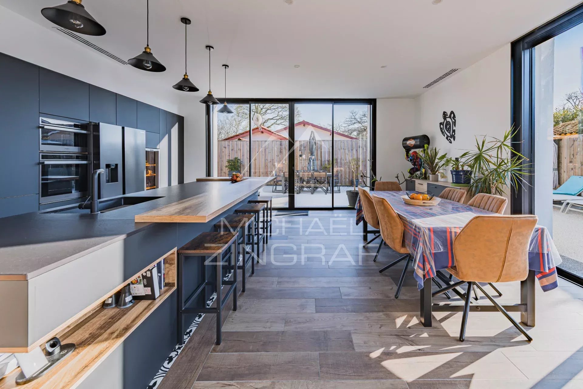 Gujan-Mestras - Chante Cigale