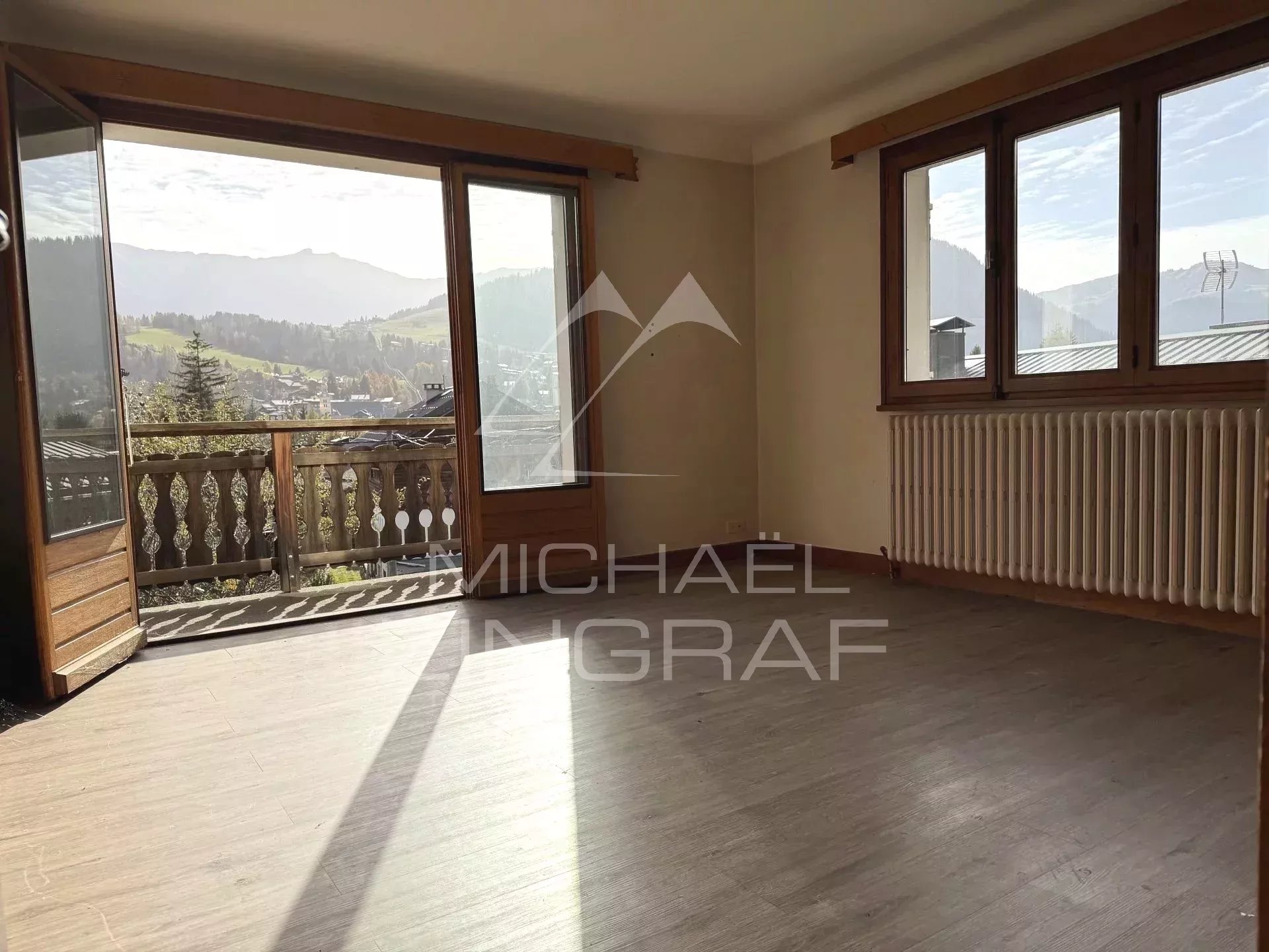 Chalet to renovate 5 flats - Village on foot - Unobstructed view and quiet location