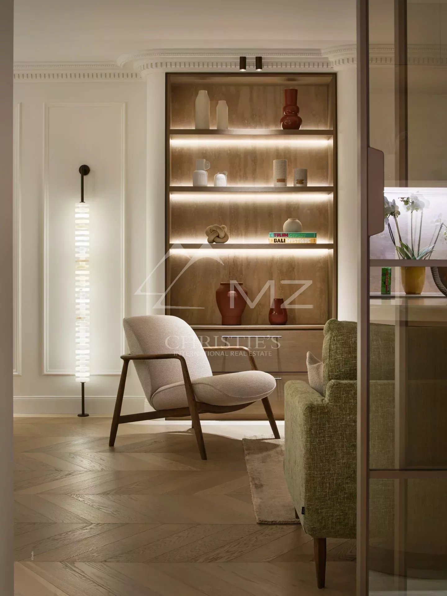 EXCLUSIVITE: Superbe appartement contemporain à la vue mer époustouflante