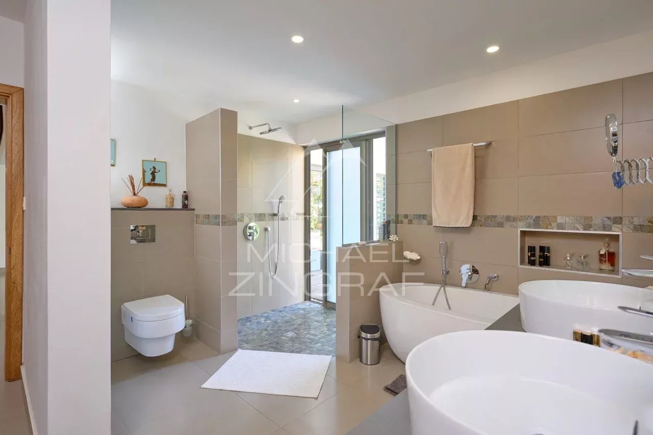 Villa in a Secure Residence in Grand Bay