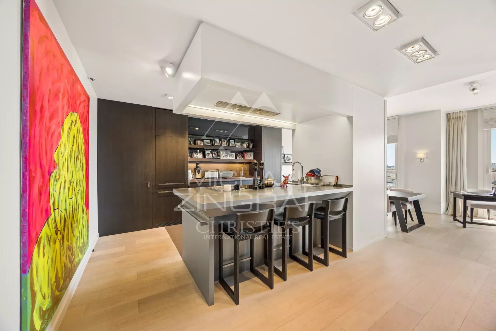 Cannes – Croisette – Penthouse with 120 sqm Rooftop Terrace