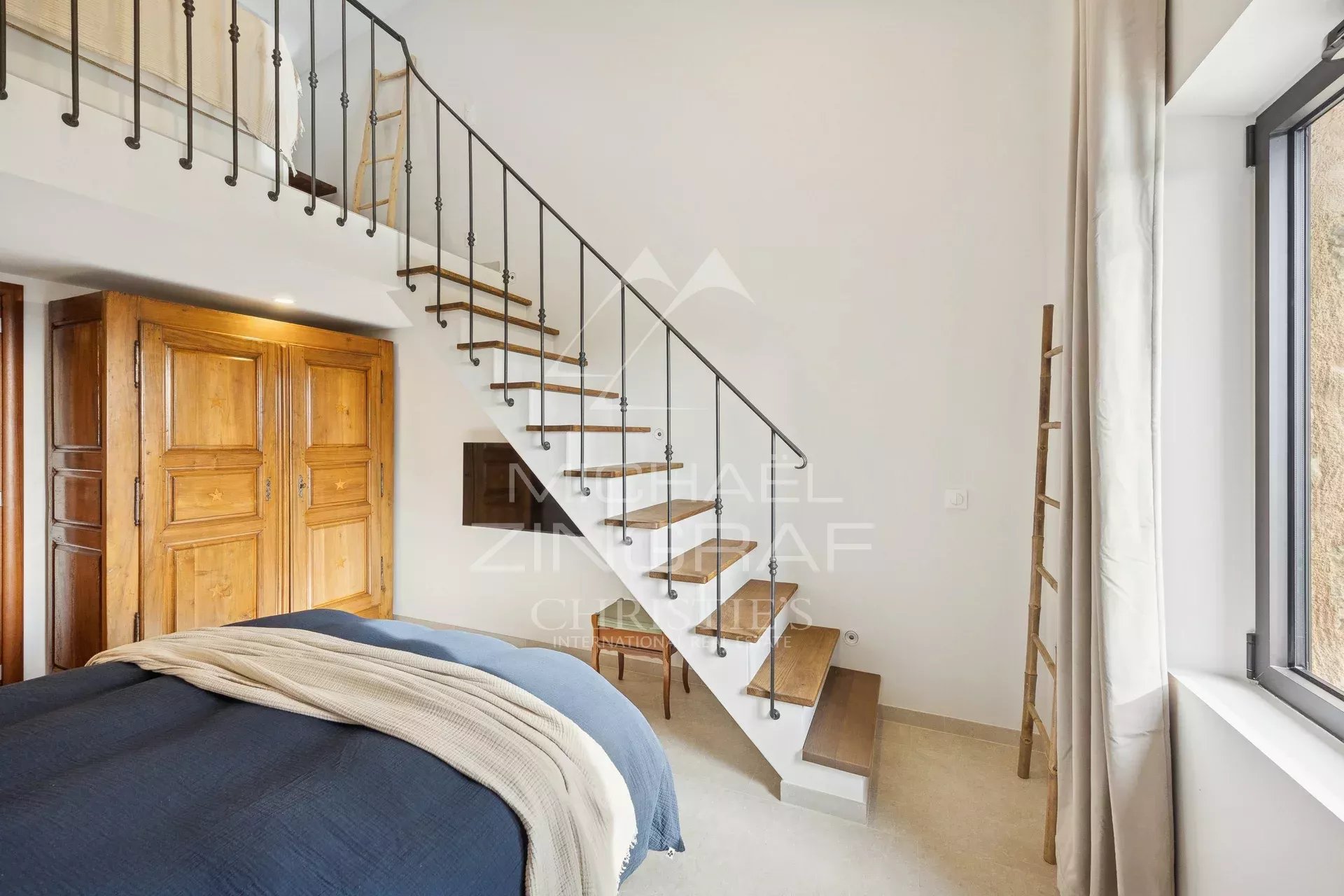 Renovierter Schafstall aus dem 18. Jahrhundert mit Panoramablick