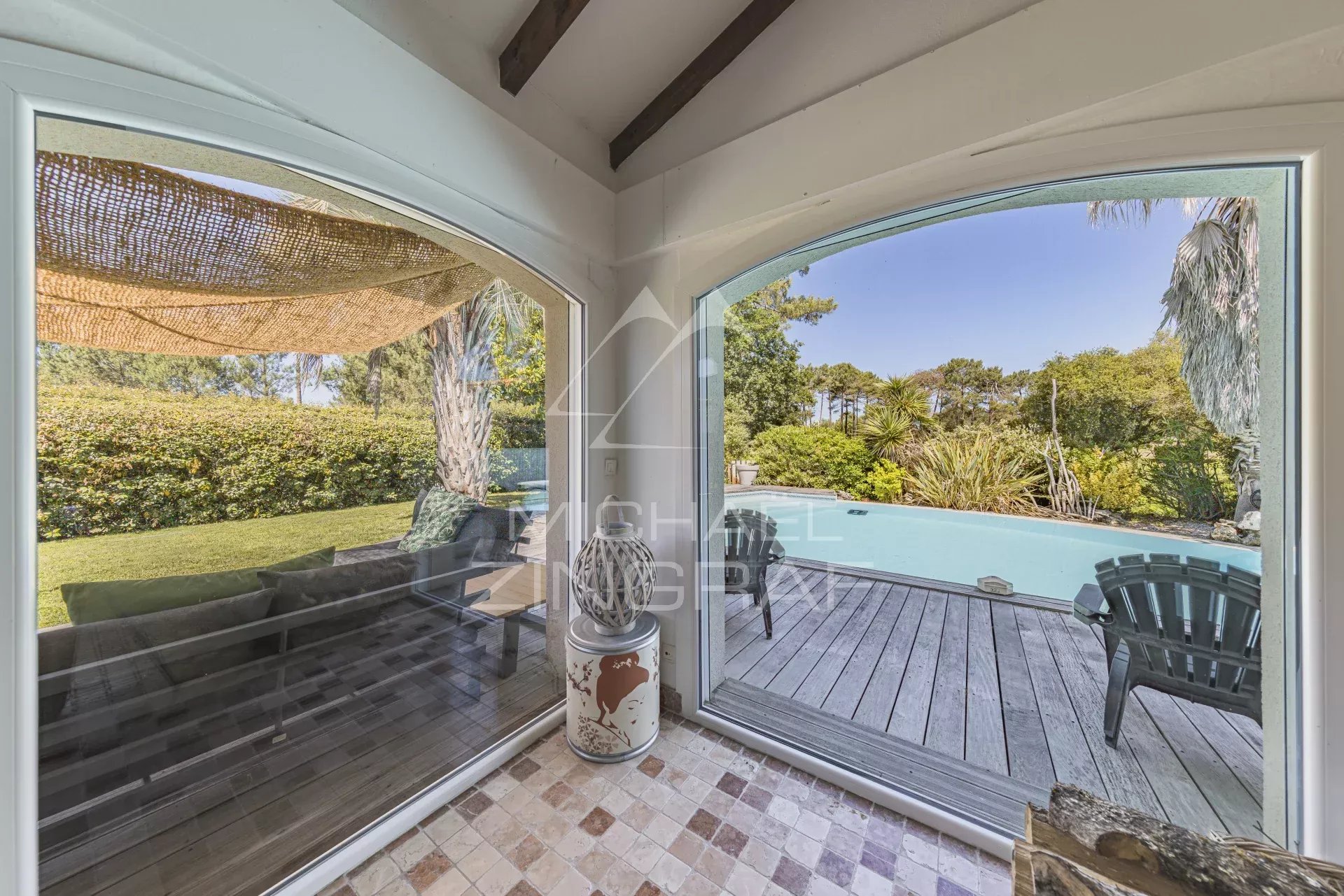 Moderne Villa mit 5 Schlafzimmern